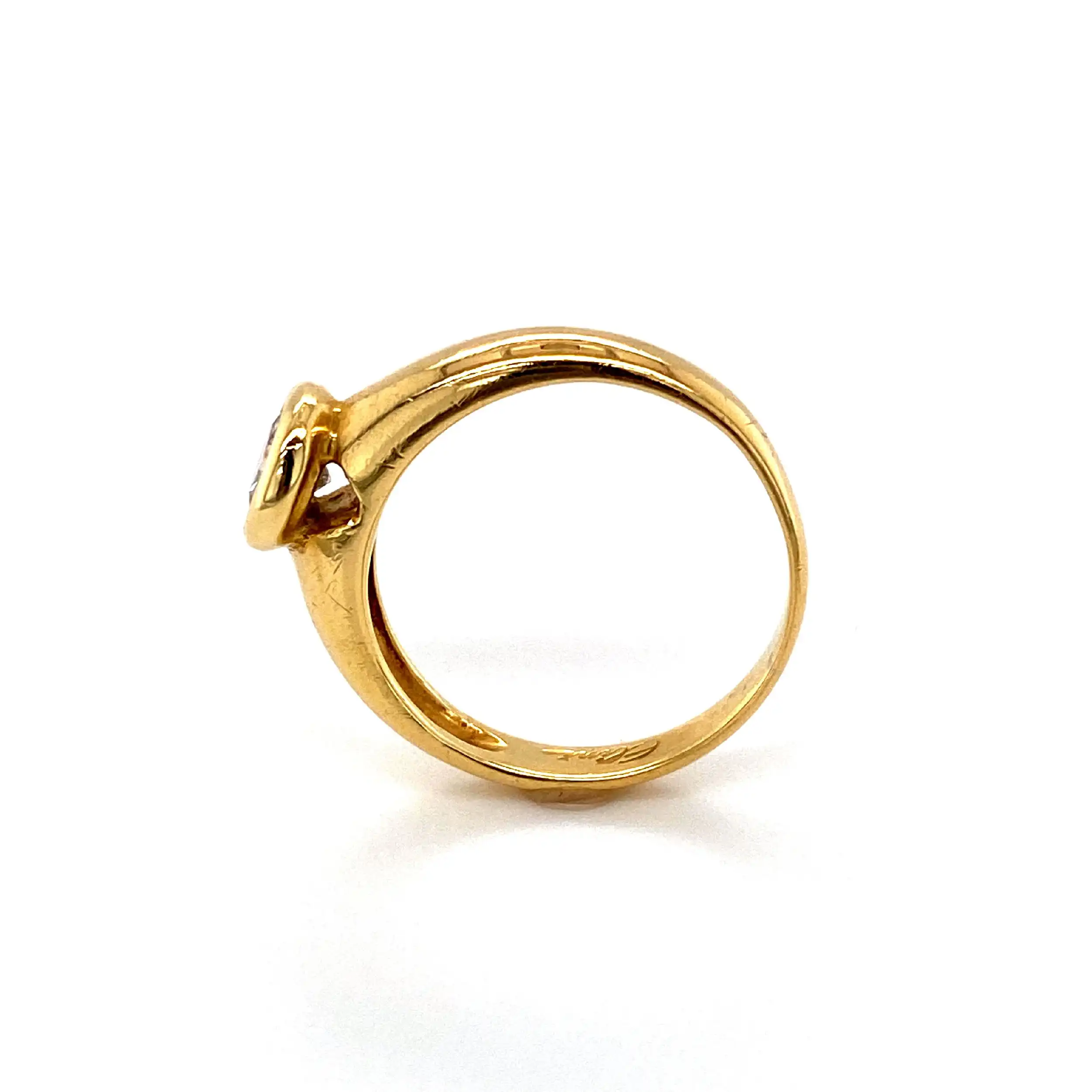 Ring Gelbgold mit Solitärbrillant Ring Gelbgold mit Solitärbrillant