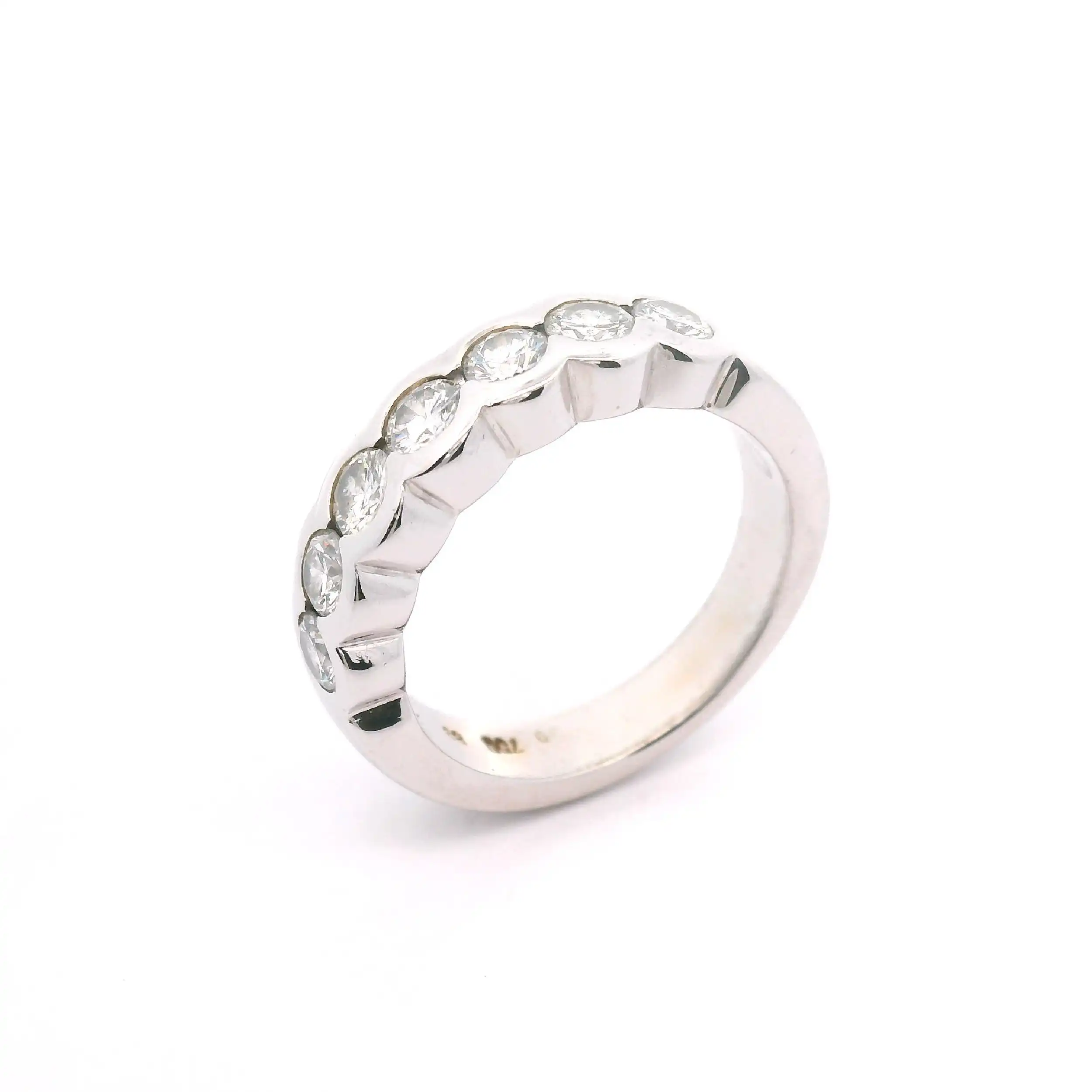 Ring Weißgold mit Brillanten Ring Weißgold mit Brillanten