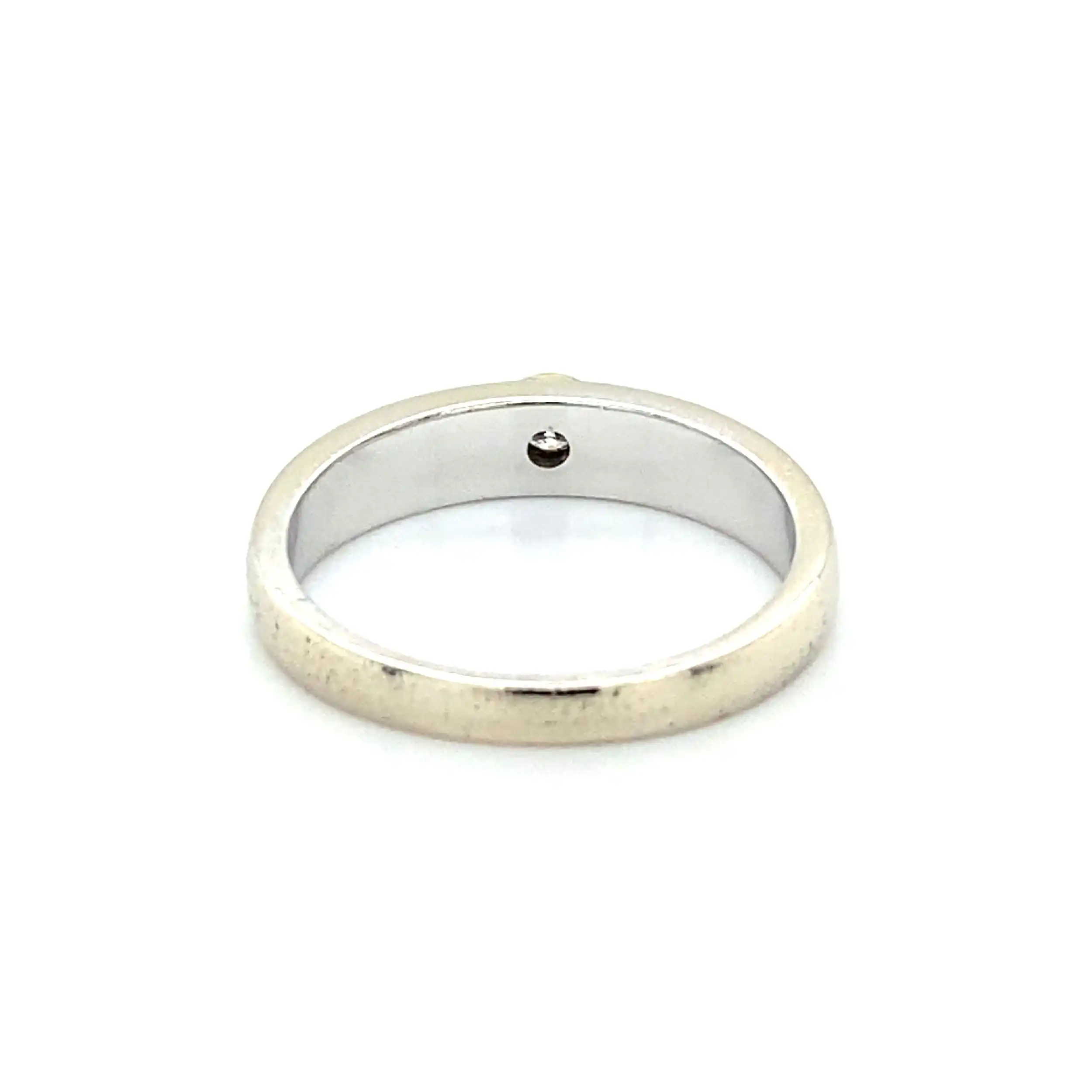 Ring Bicolor mit Brillant, graviert mit 0,08ct Ring Bicolor mit Brillant, graviert mit 0,08ct
