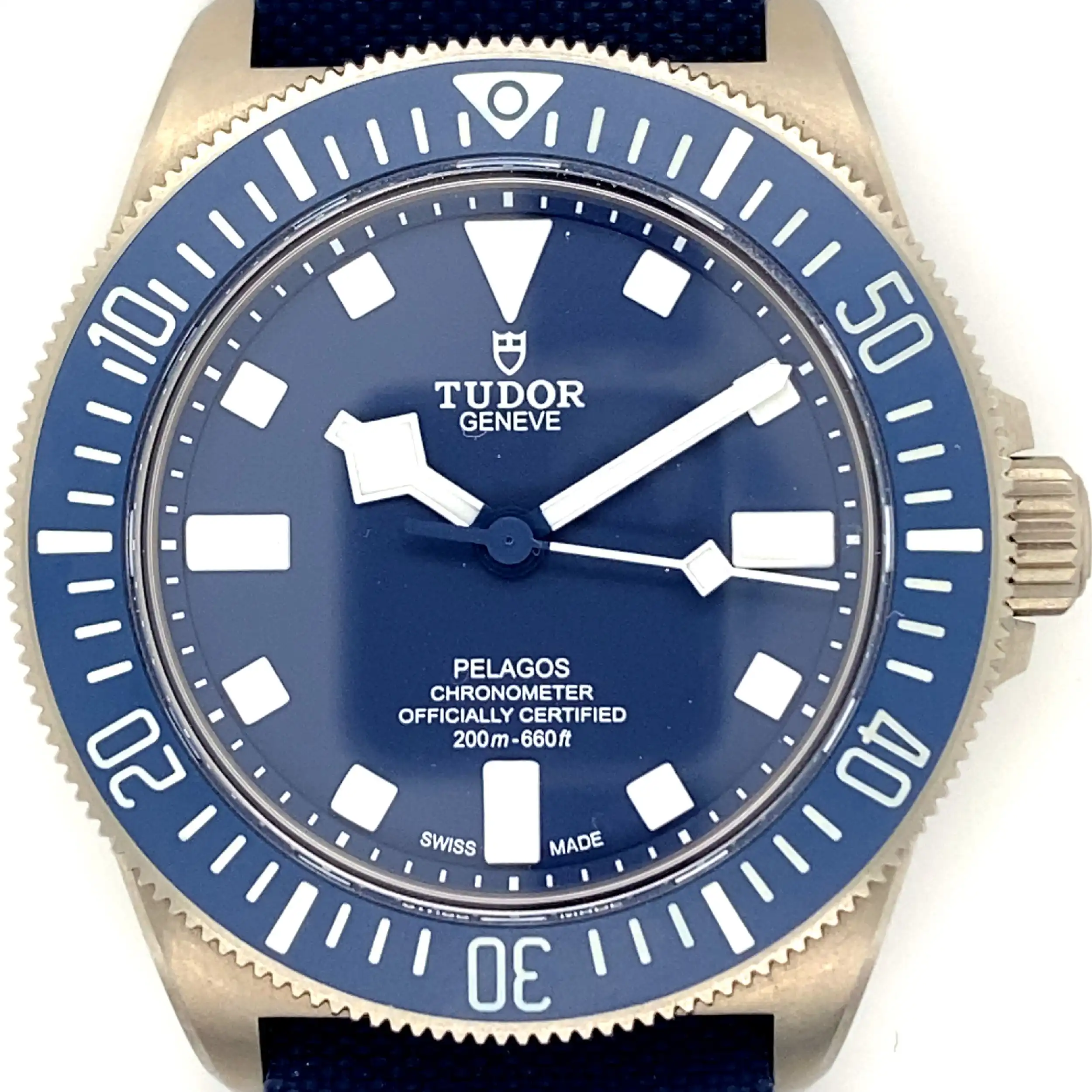 Herrenuhr Tudor Pelagos X Marine Nationale M.N.21 mit 2 Nato Bändern Herrenuhr Tudor Pelagos X Marine Nationale M.N.21 mit 2 Nato Bändern