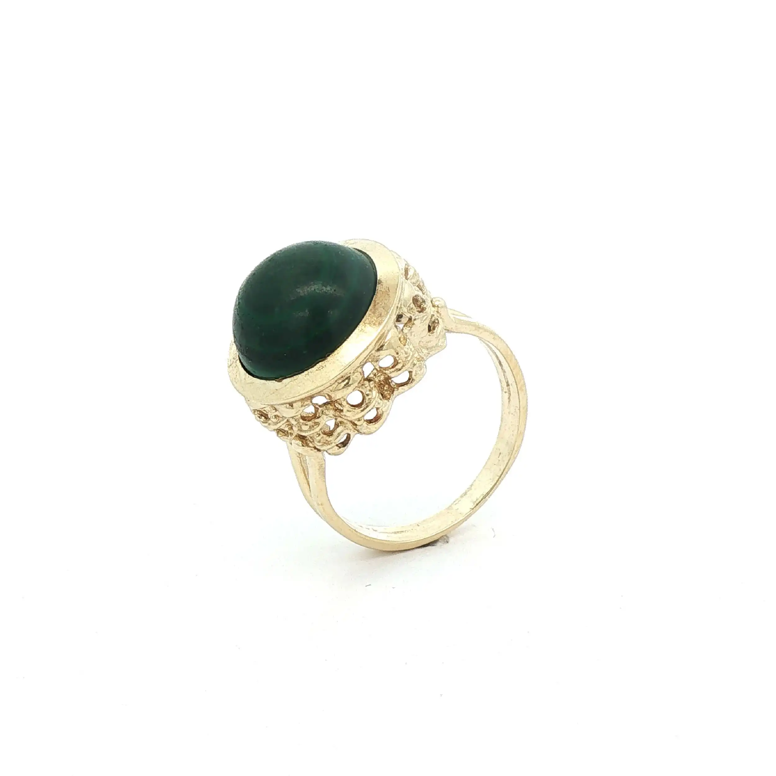 RIng Gelbgold mit grünem Farbstein