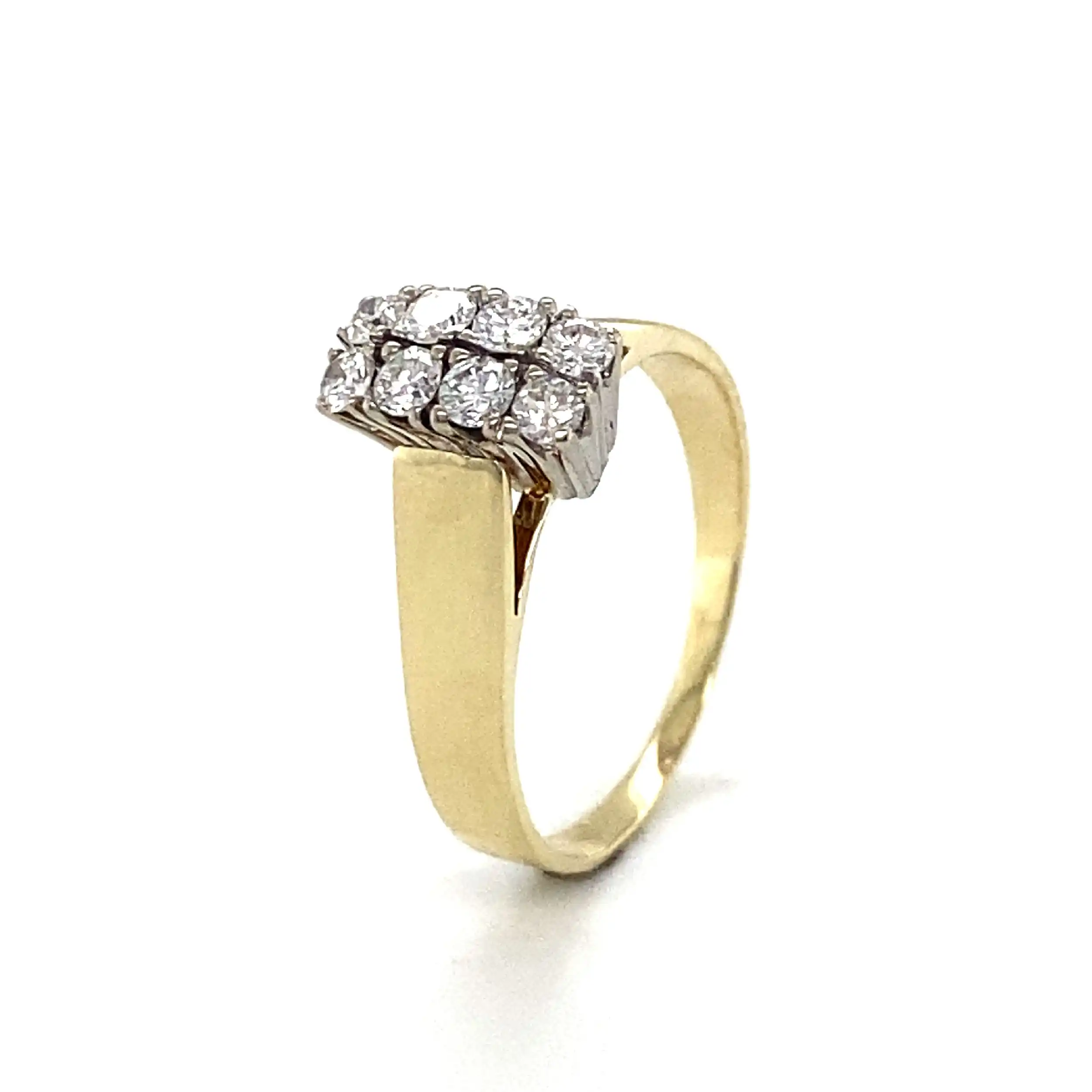 Ring Gelbgold mit 8 Brillanten, graviert mit 0,36ct. Ring Gelbgold mit 8 Brillanten, graviert mit 0,36ct.