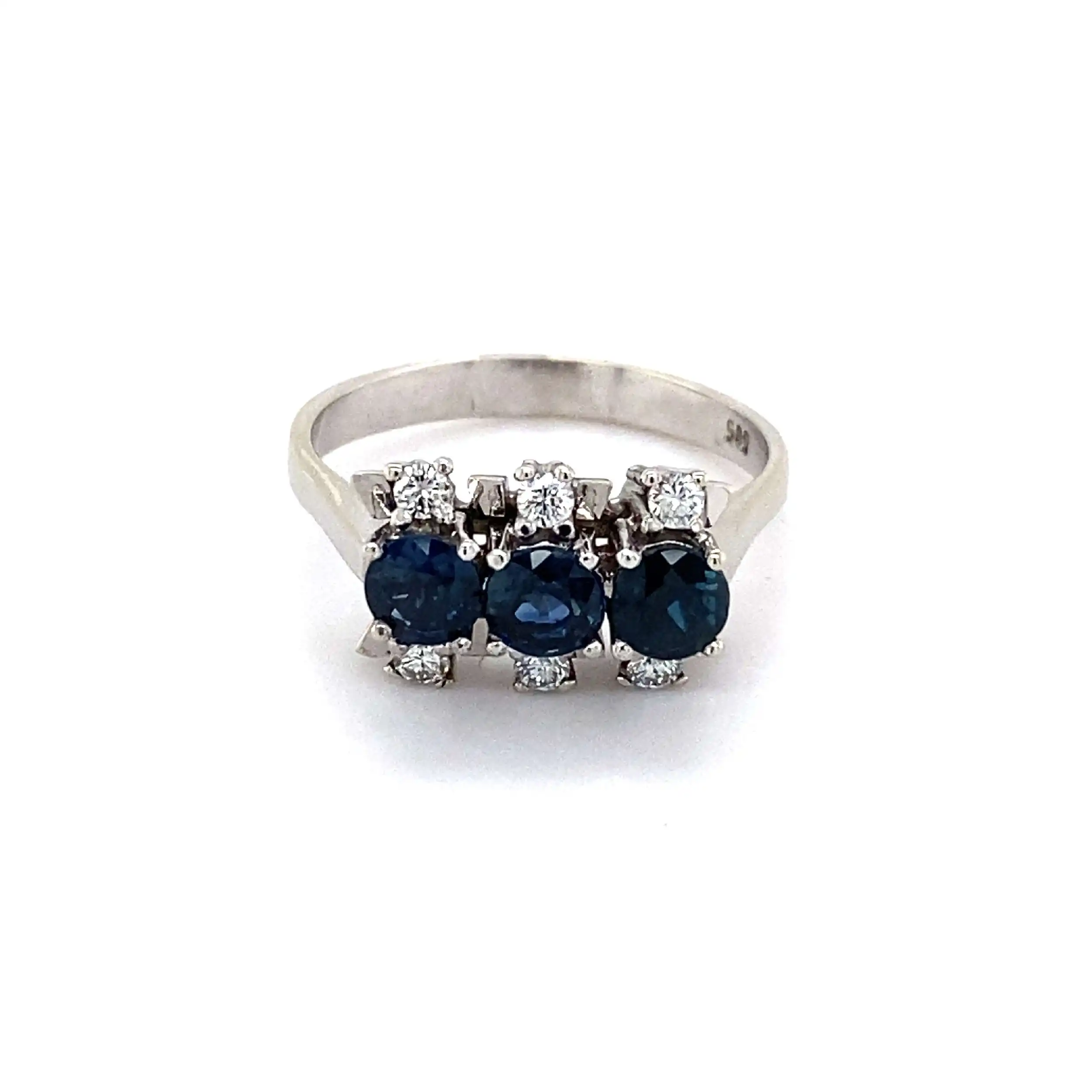 Ring Weißgold mit Saphiren und Brillanten Ring Weißgold mit Saphiren und Brillanten