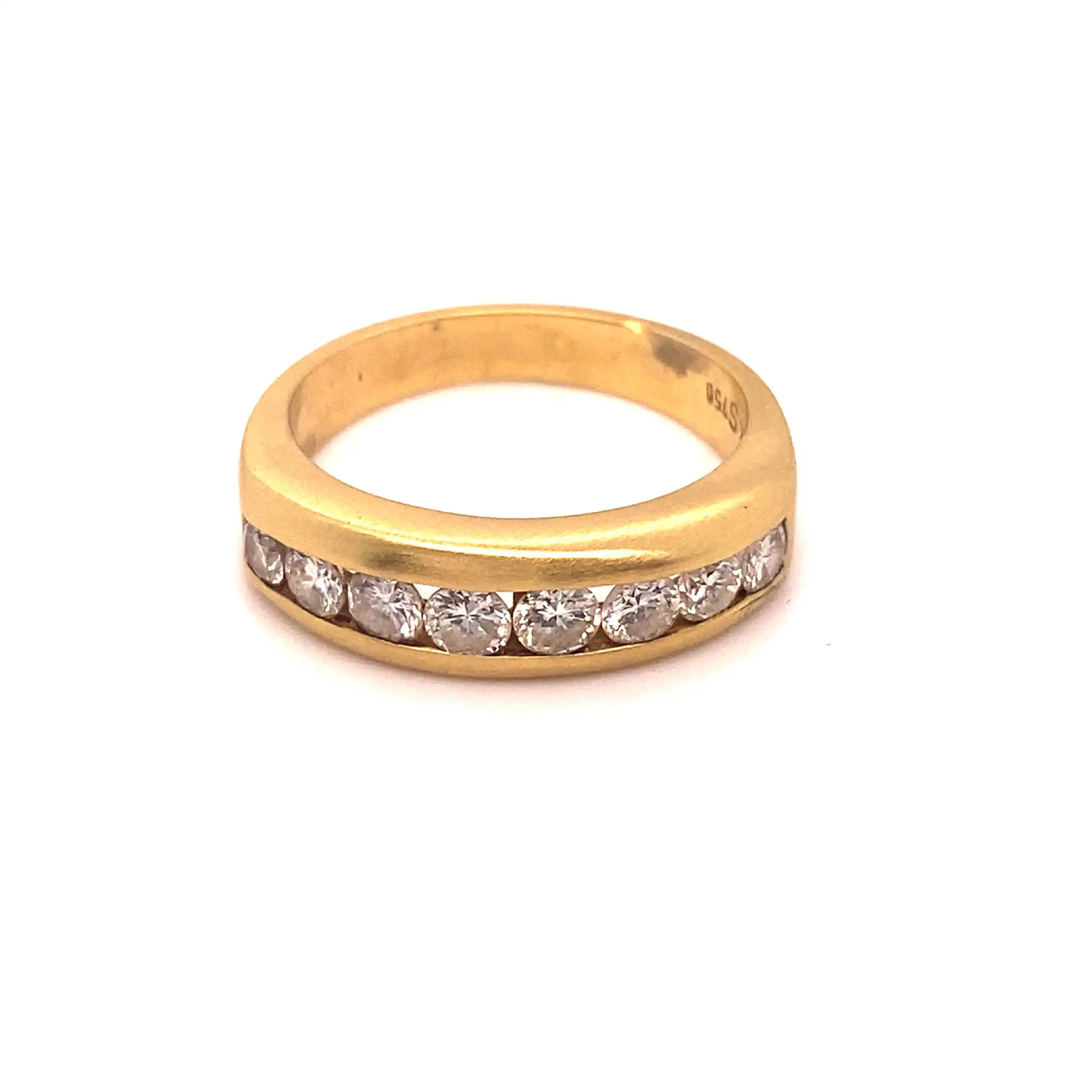 Ring Gelbgold mit Brillanten, mattiert Ring Gelbgold mit Brillanten, mattiert