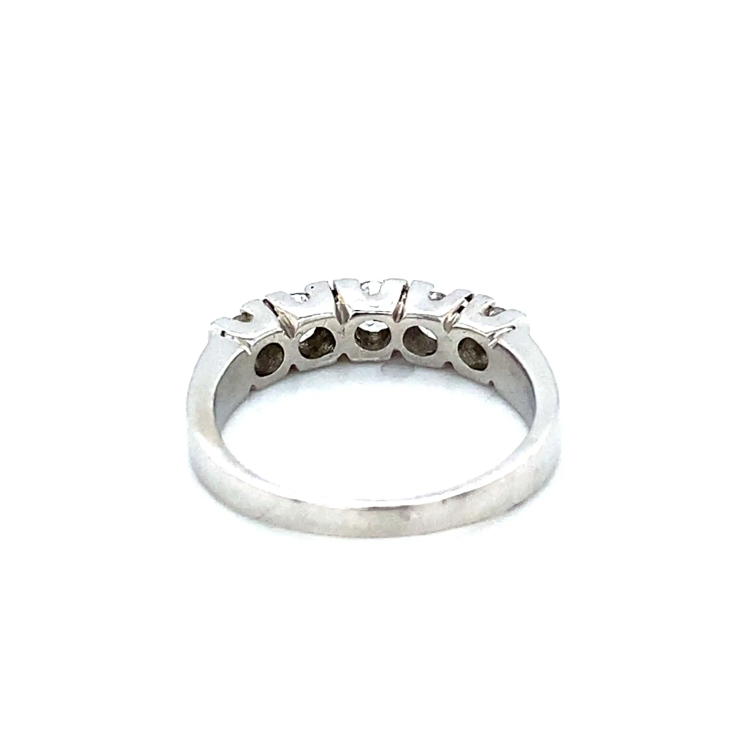 Ring Weißgold mit Brillanten, graviert mit 0,75ct Ring Weißgold mit Brillanten, graviert mit 0,75ct