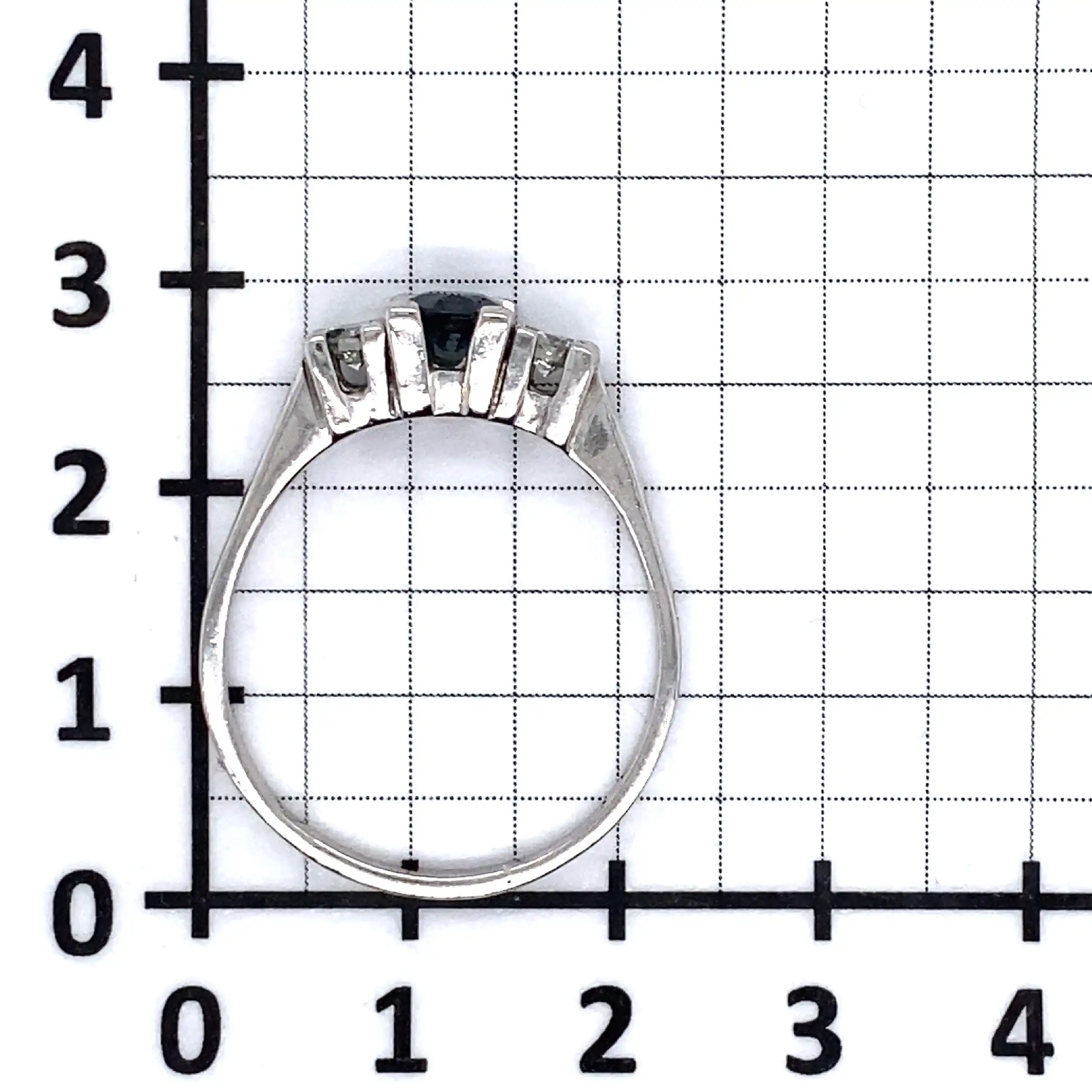 Damenring mit Saphir und Brillanten ca. 0,30 ct Damenring mit Saphir und Brillanten ca. 0,30 ct