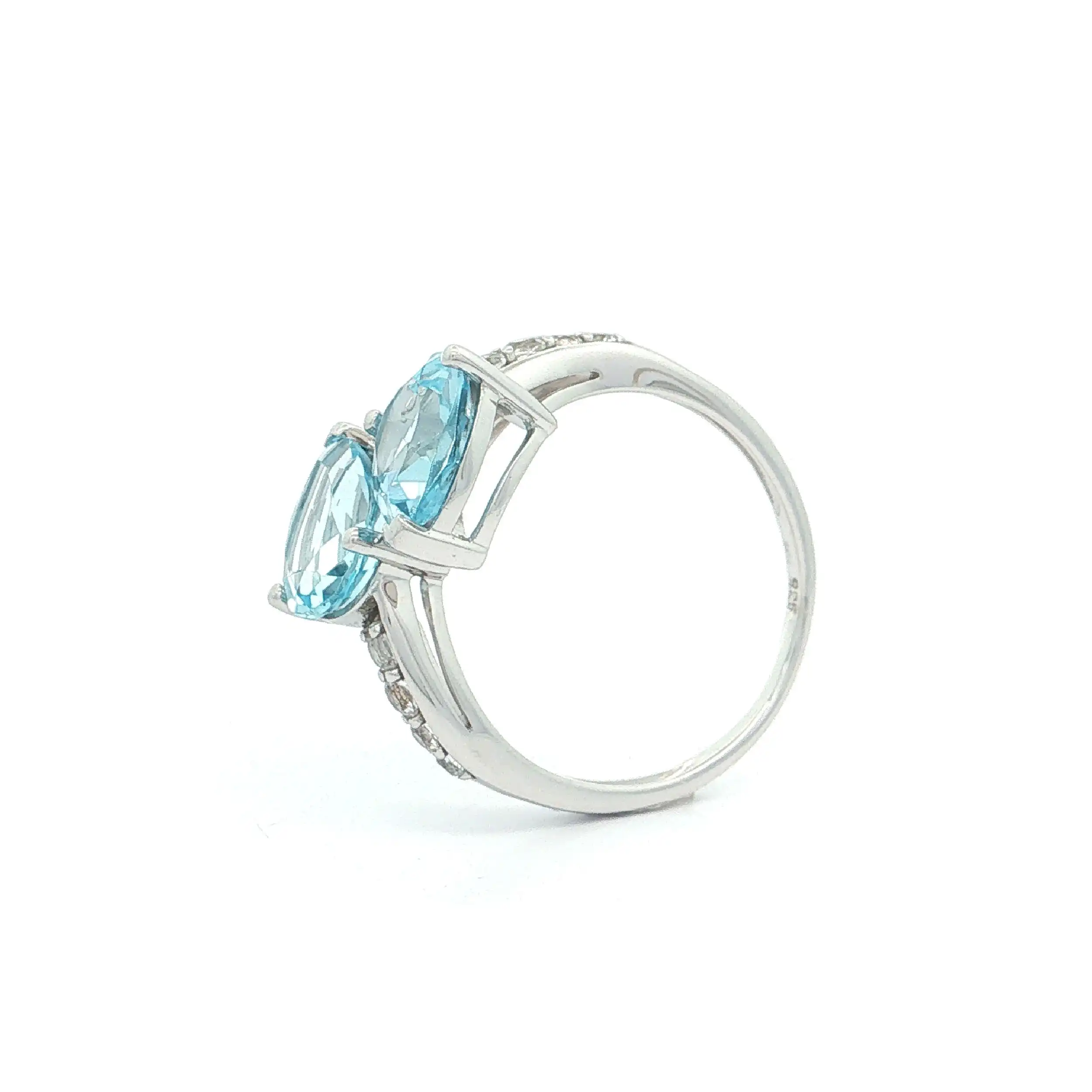 Ring Silber mit Blautopas und Zirkonia