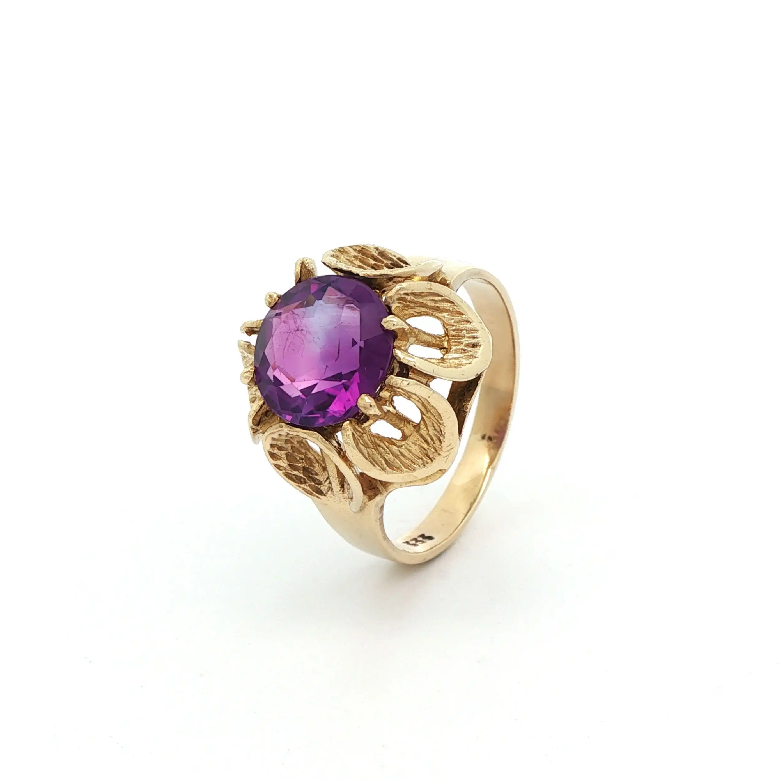 Ring Gelbgold mit Amethyst Ring Gelbgold mit Amethyst