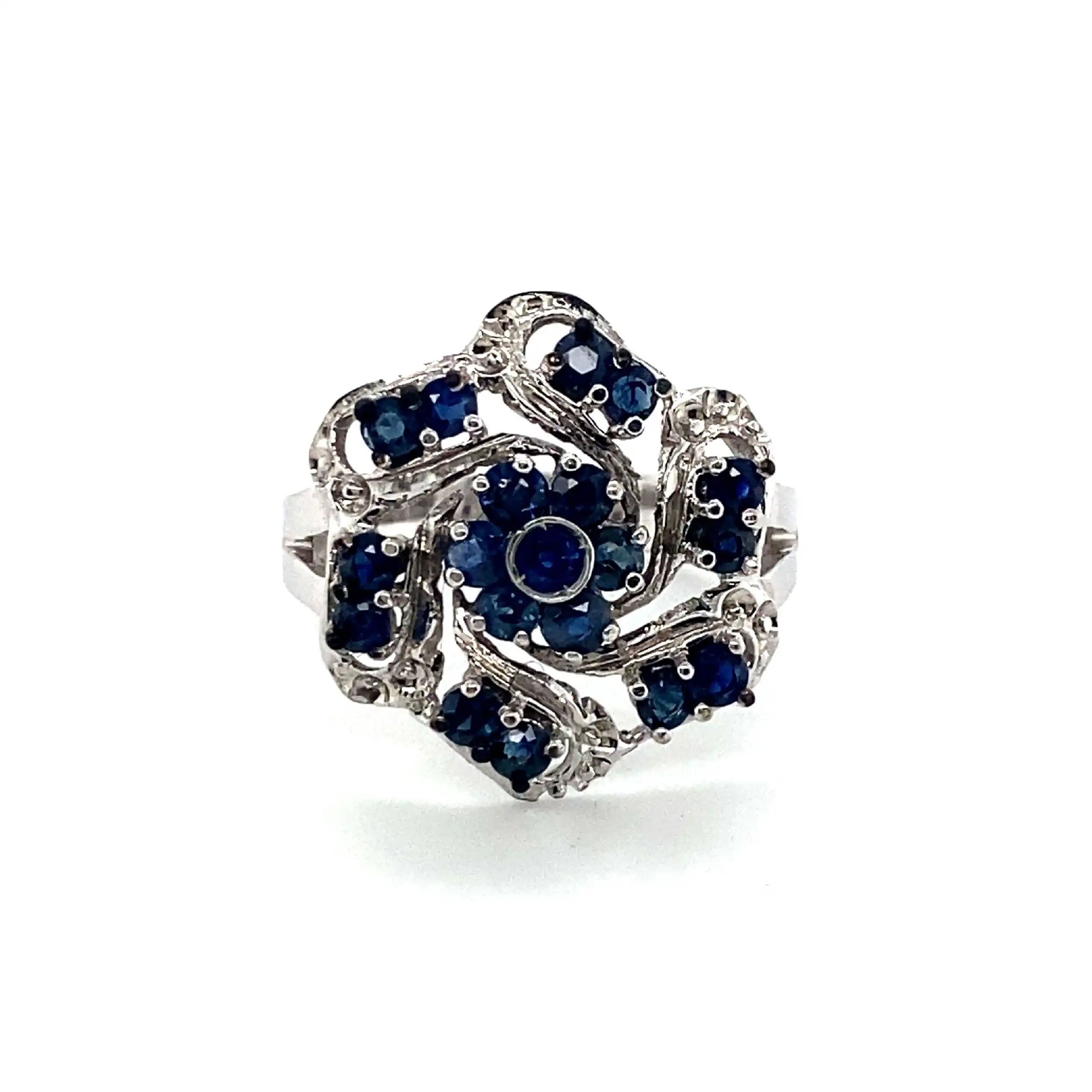 Ring Weißgold mit Saphiren Ring Weißgold mit Saphiren