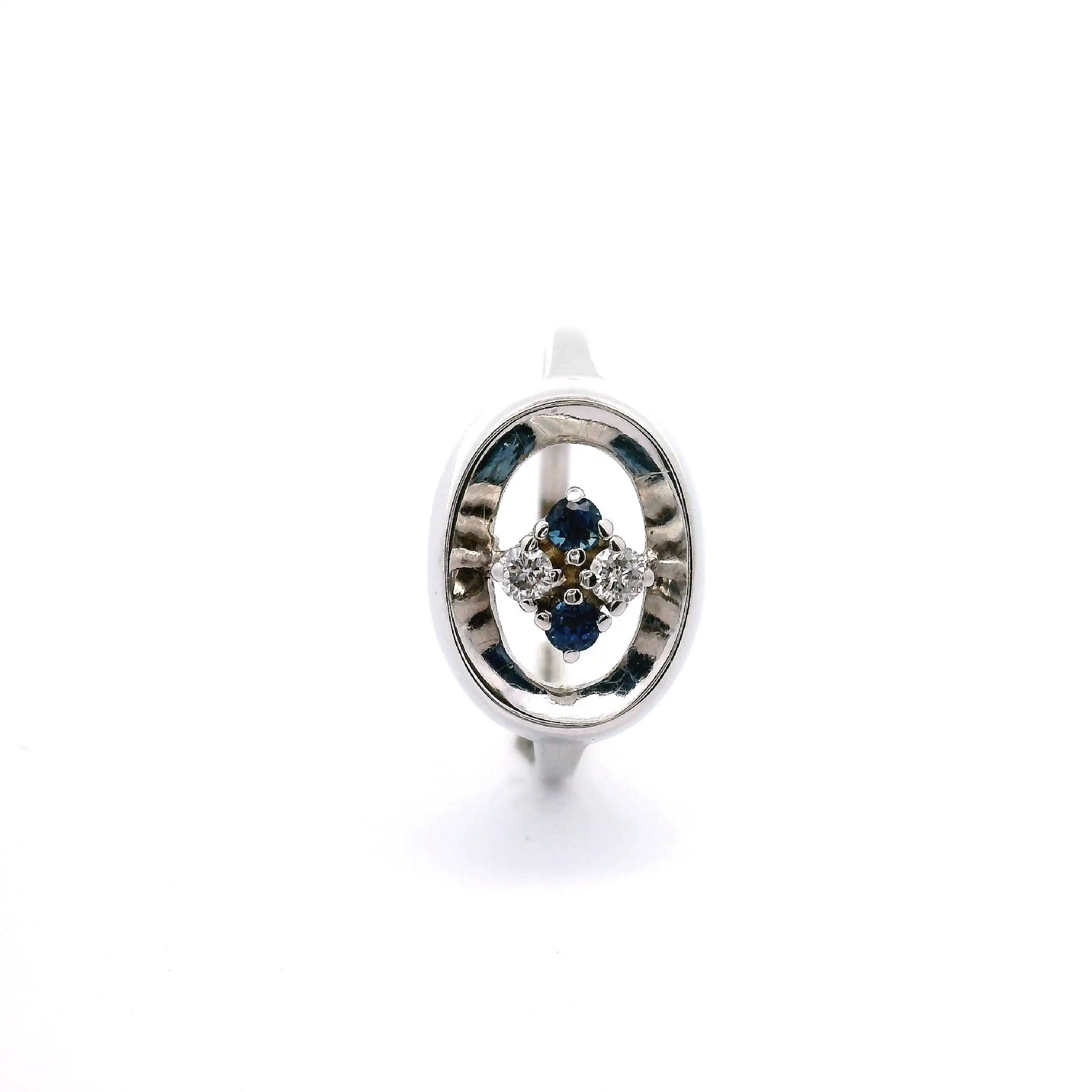 Ring Weißgold mit Brillanten und Saphir Ring Weißgold mit Brillanten und Saphir
