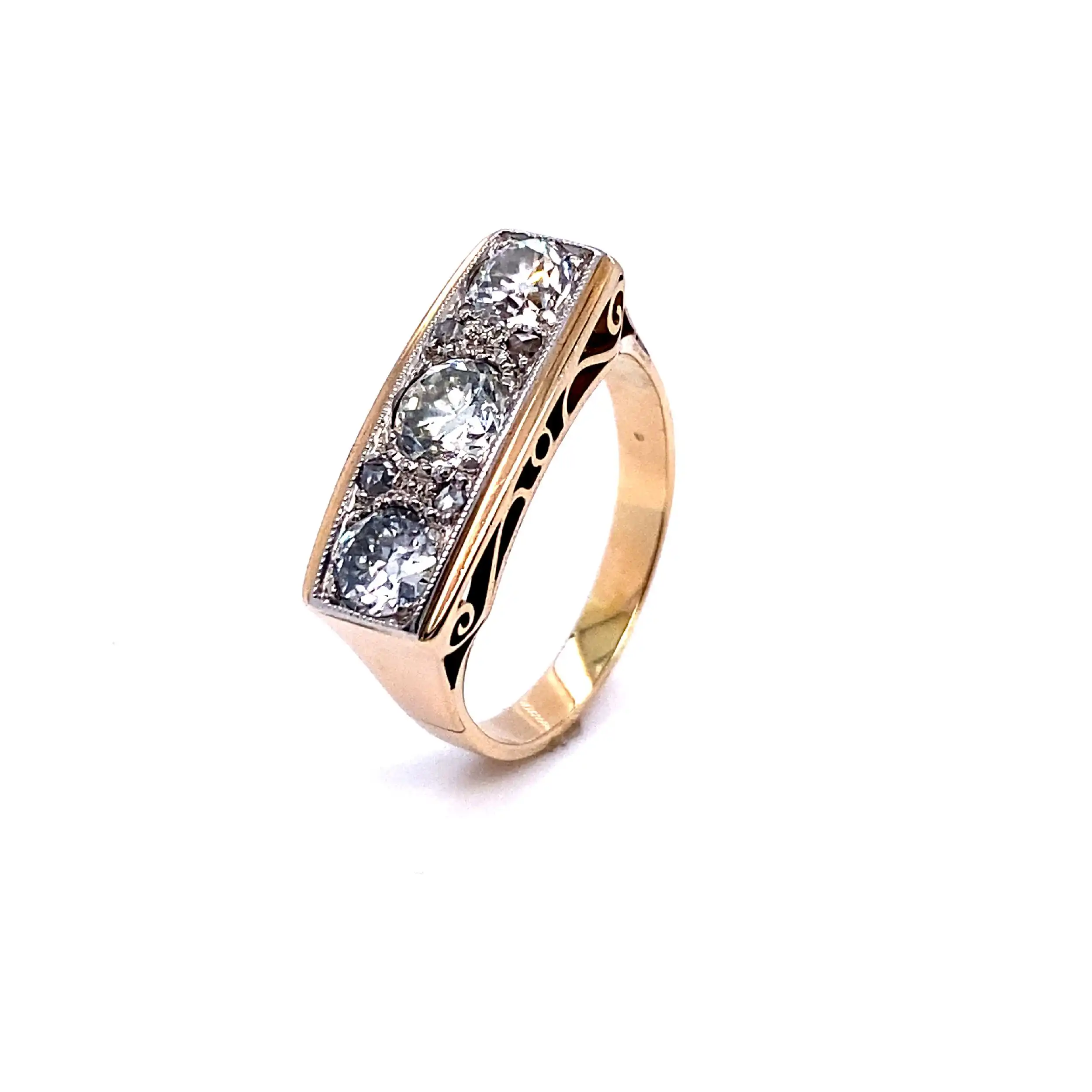 Ring Tricolor mit Brillanten Ring Tricolor mit Brillanten