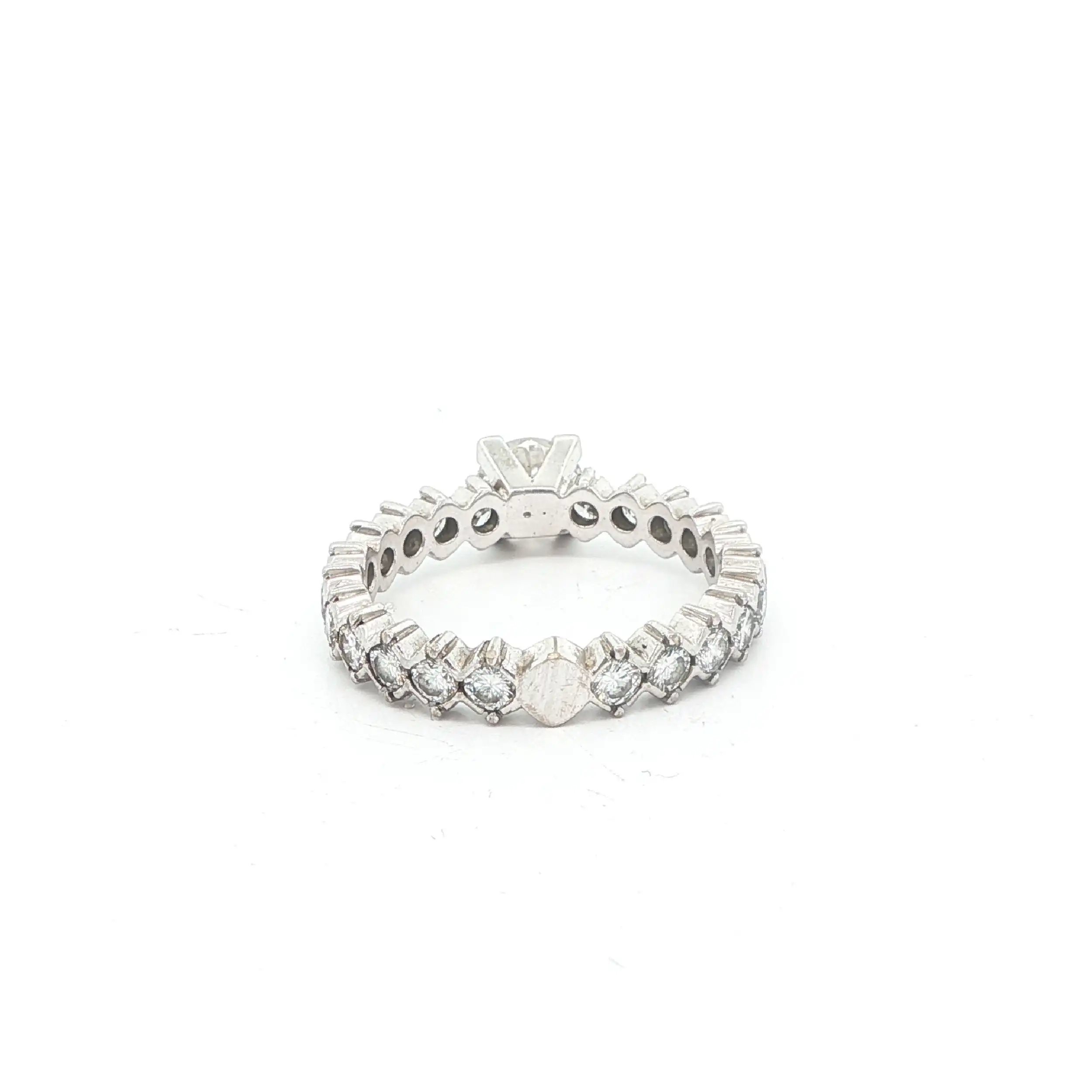 Ring Weißgold mit Brillanten Ring Weißgold mit Brillanten