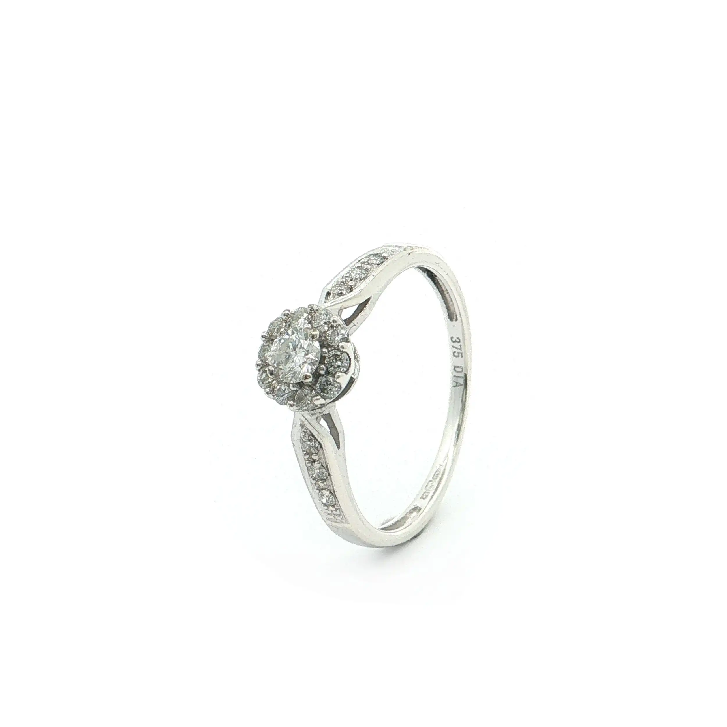 Ring mit Brillanten Ring mit Brillanten