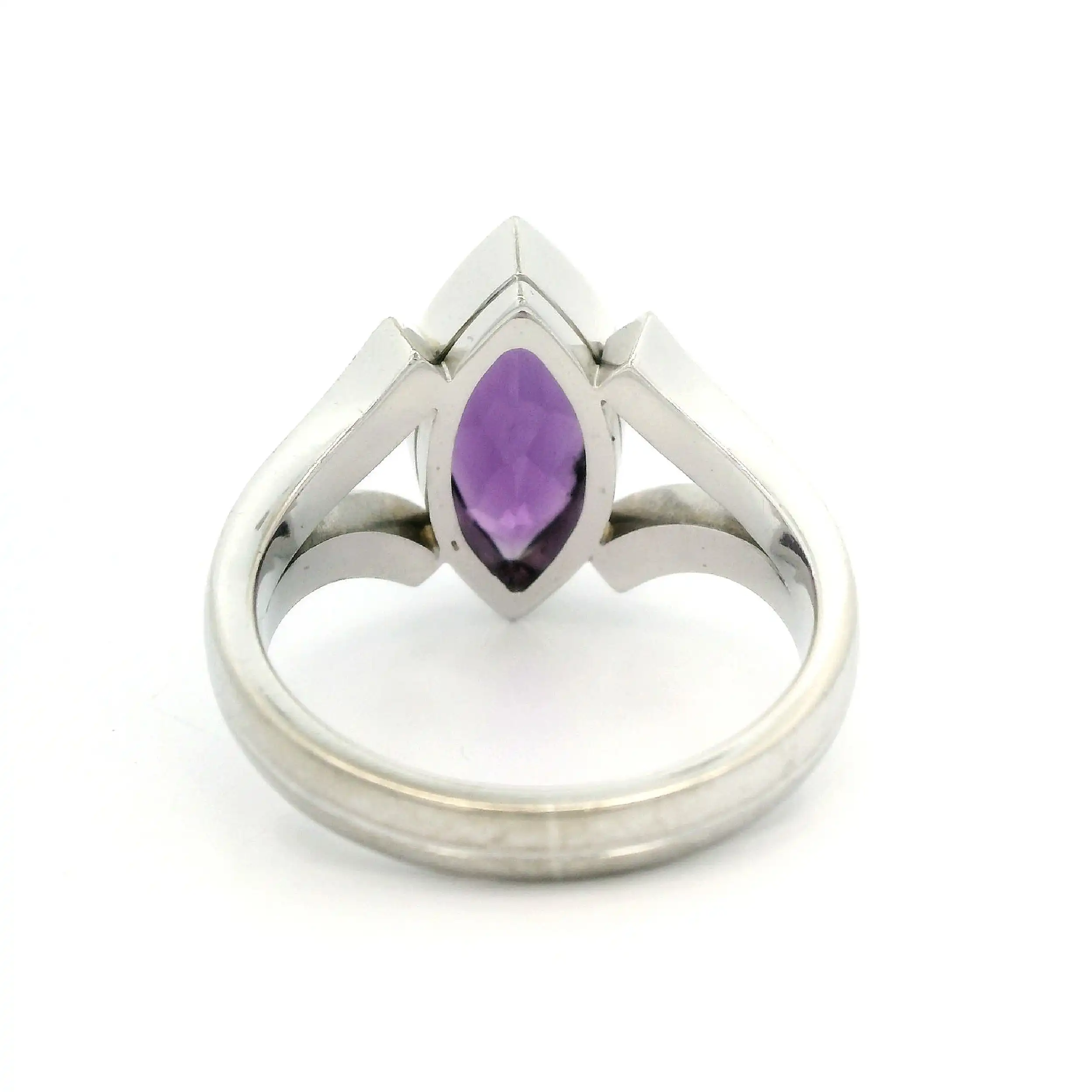 Ring Weißgold mit Brillanten und Amethyst