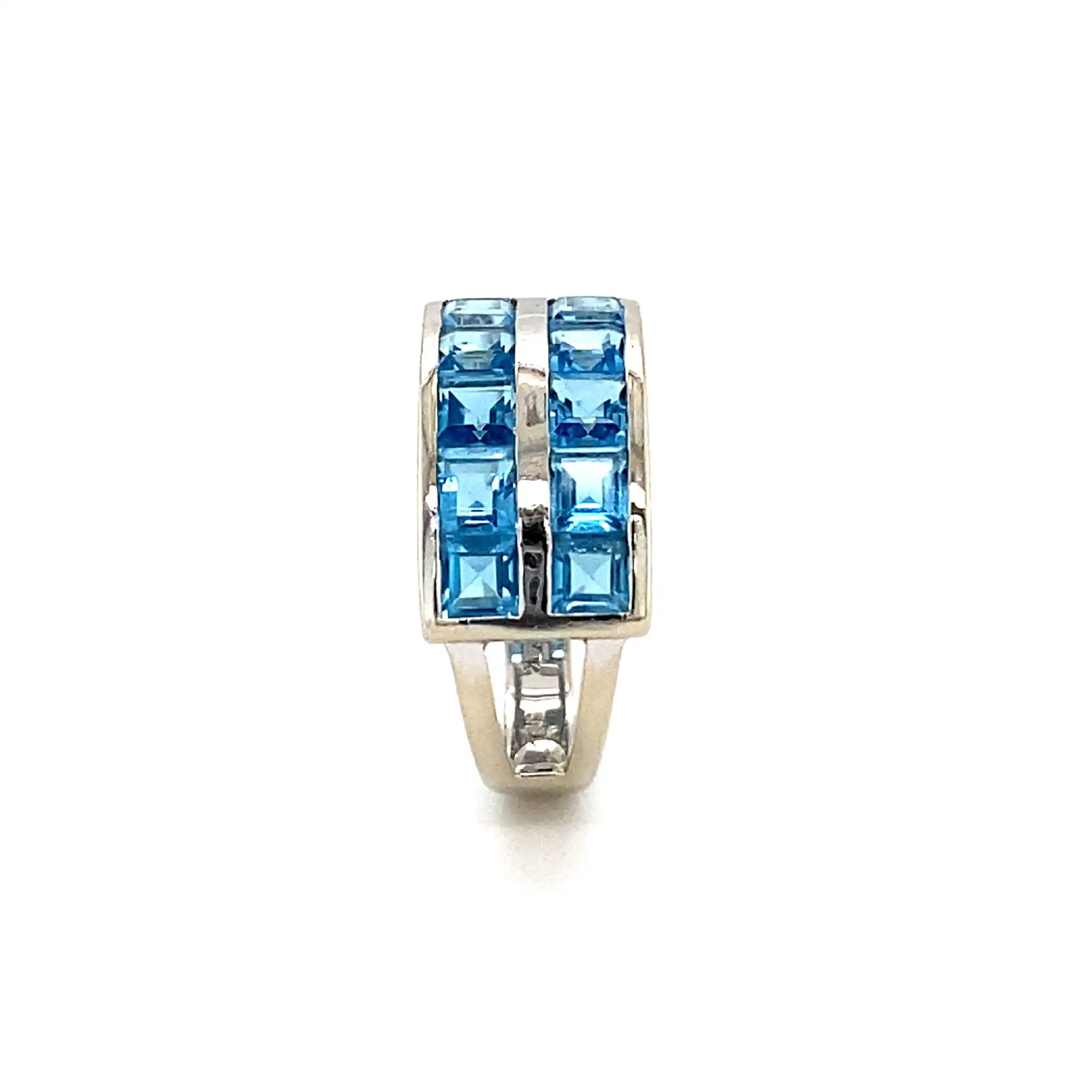 Ring Weißgold mit blauen Farbsteinen