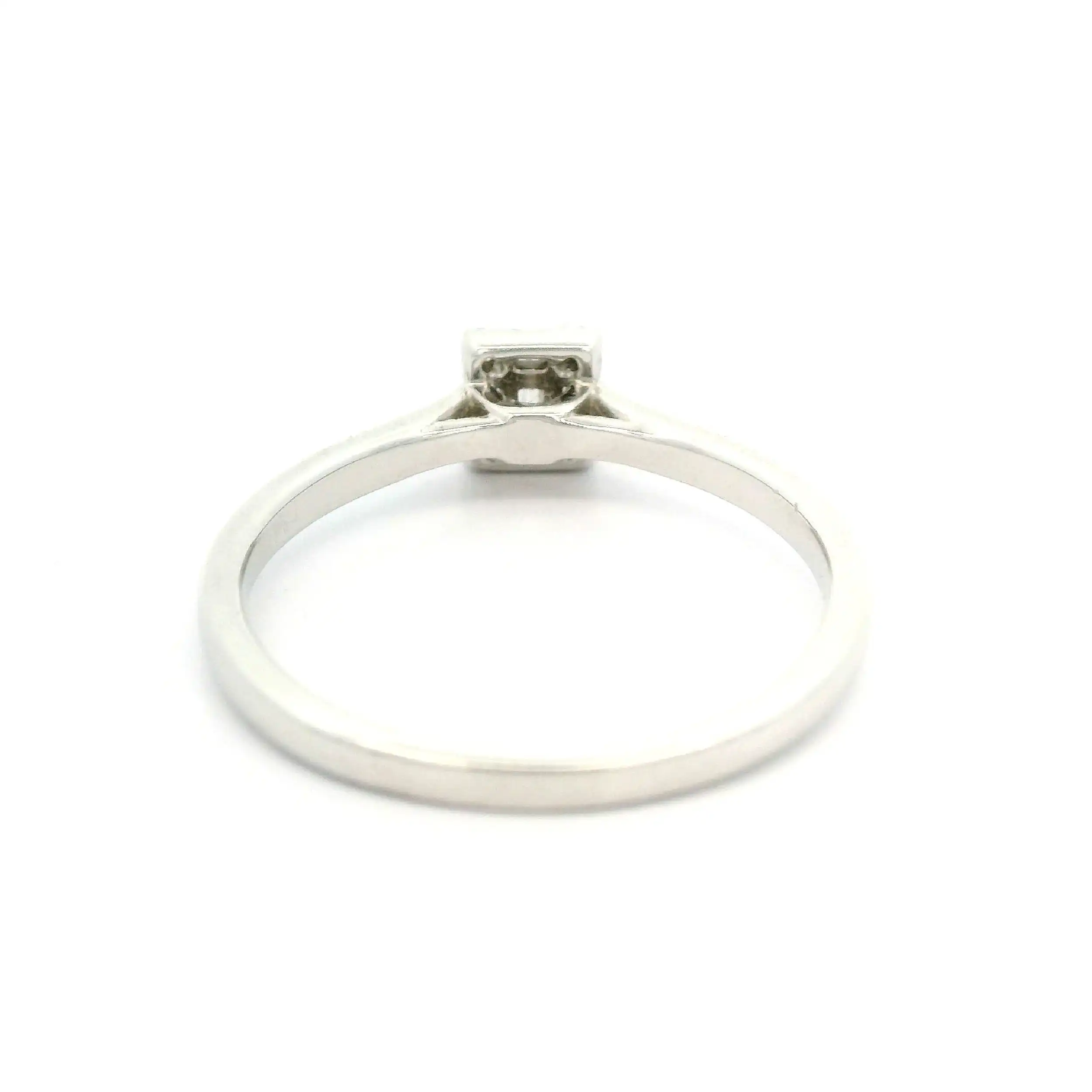 Ring Weißgold mit Brillanten und Baguette Diamanten Ring Weißgold mit Brillanten und Baguette Diamanten