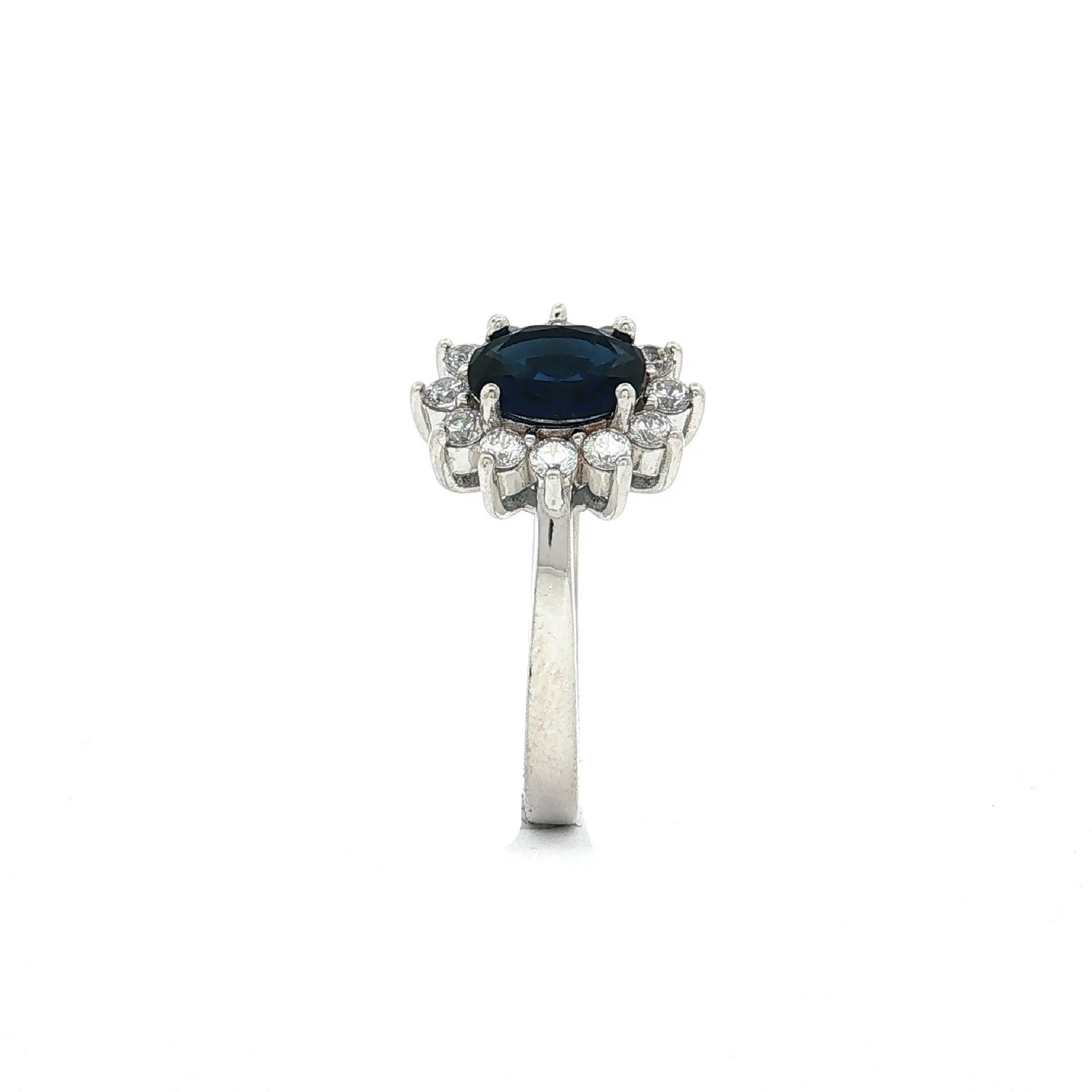 Ring Silber mit blauem Stein und Zirkonia Ring Silber mit blauem Stein und Zirkonia