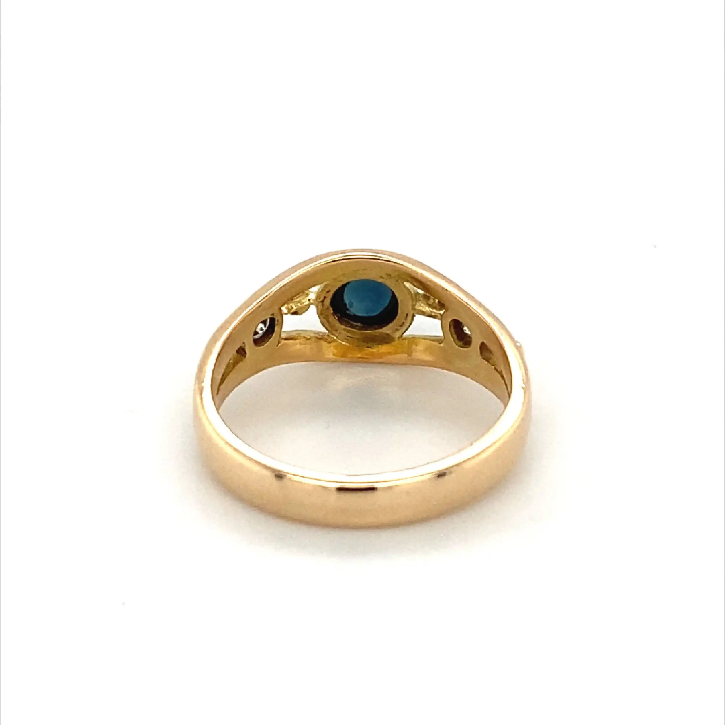 Ring Gelbgold mit blauem Cabochon und Brillanten Ring Gelbgold mit blauem Cabochon und Brillanten