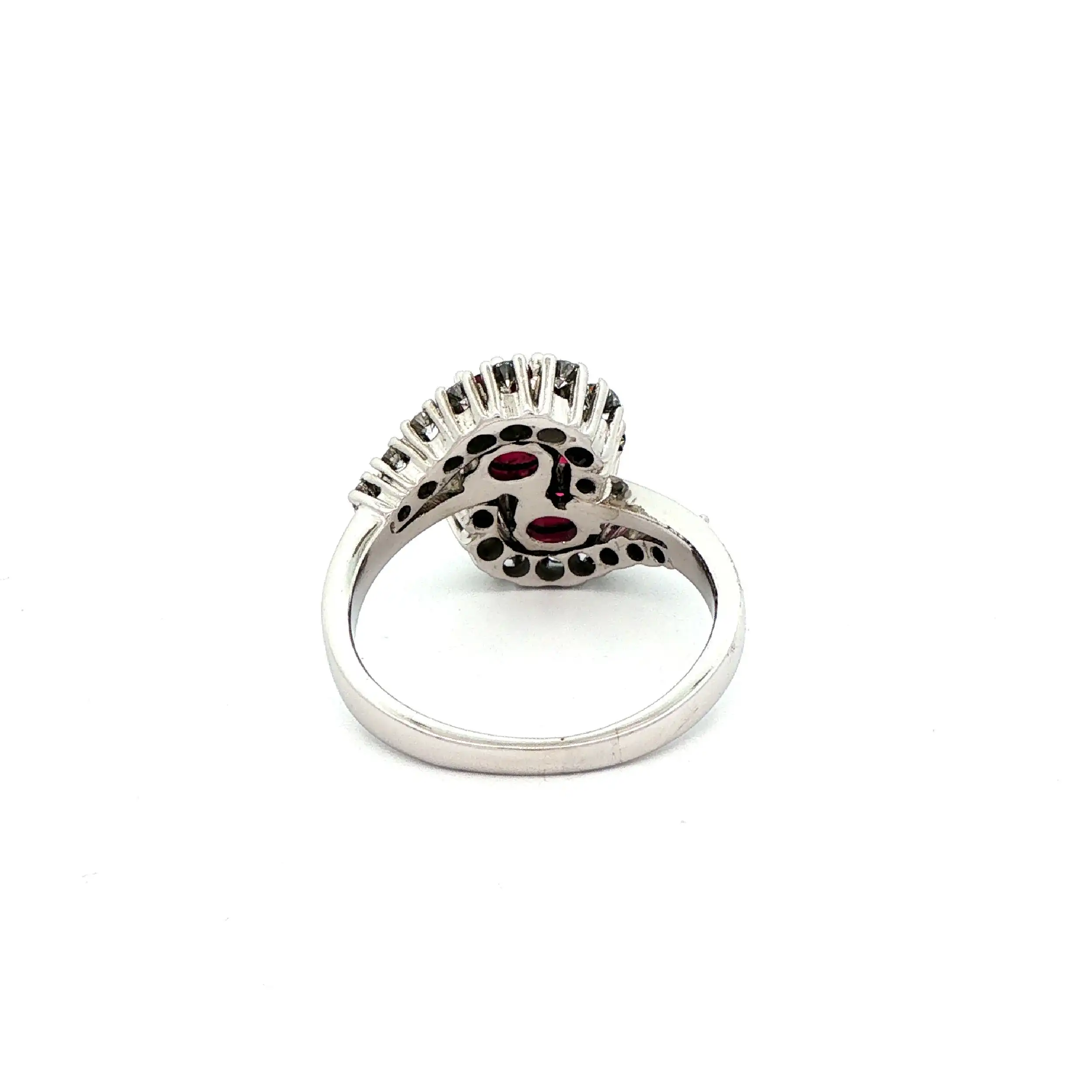 Ring Weißgold mit Rubinen und Brillanten Ring Weißgold mit Rubinen und Brillanten