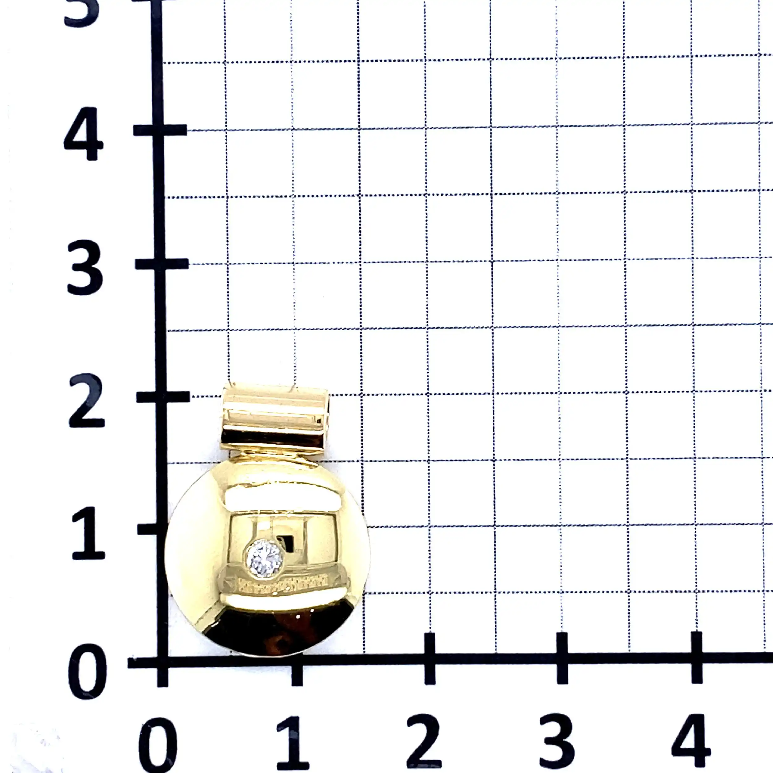 Anhänger Gelbgold "Quinn" mit Brillant, graviert mit 0,07ct Anhänger Gelbgold "Quinn" mit Brillant, graviert mit 0,07ct