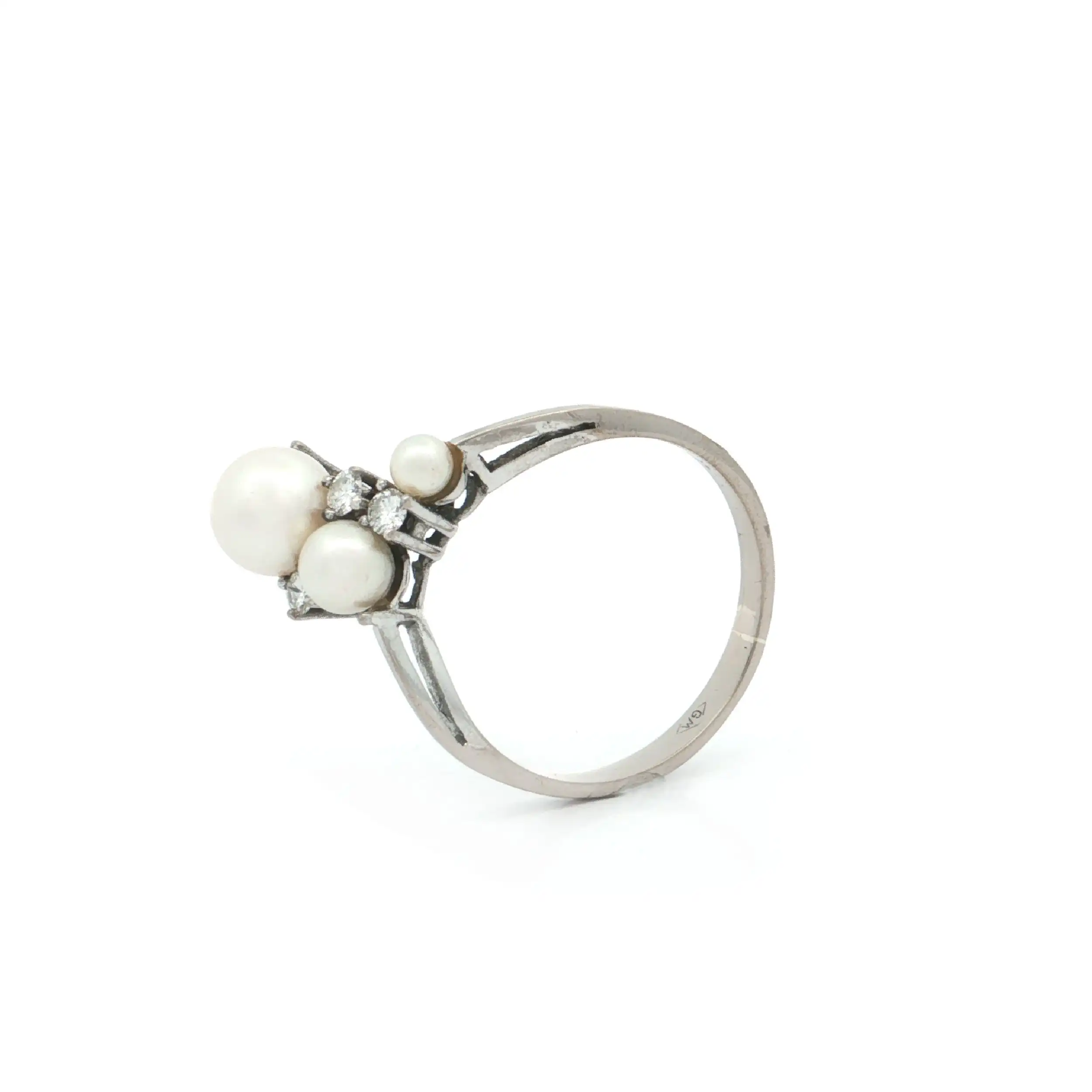 Ring Weißgold mit Perle und Brillanten