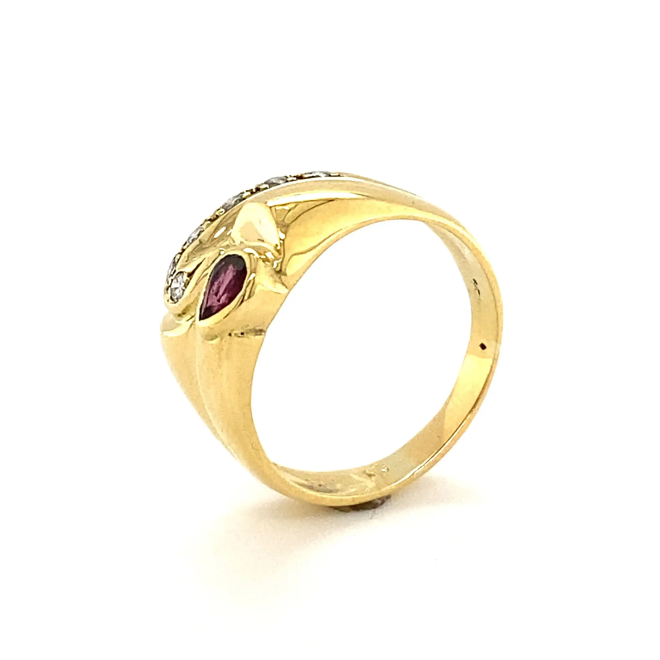 Ring Gelbgold mit Rubin & Brillanten