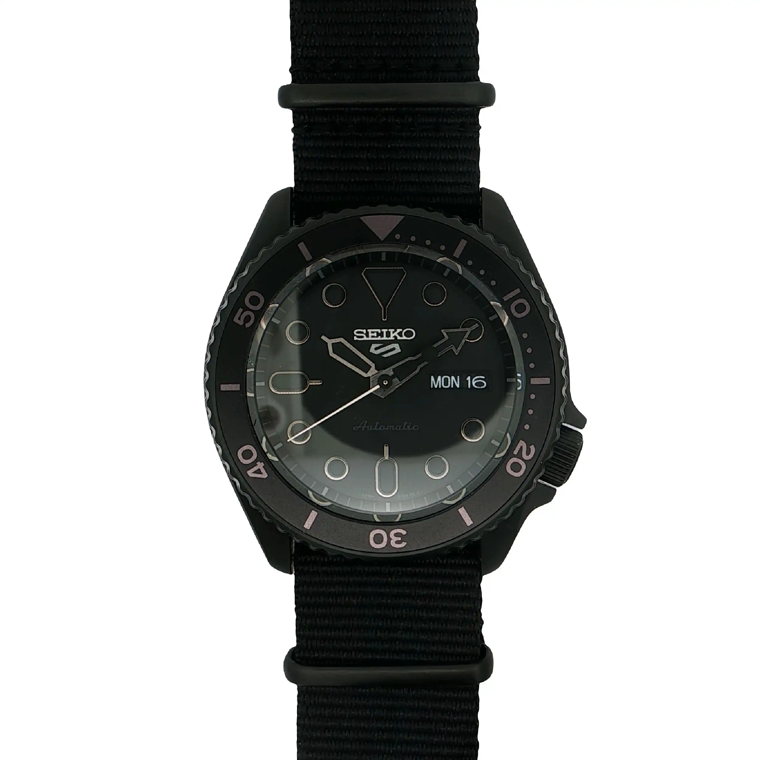Herrenuhr Seiko 5 Sports SKX Street Style Herrenuhr Seiko 5 Sports SKX Street Style