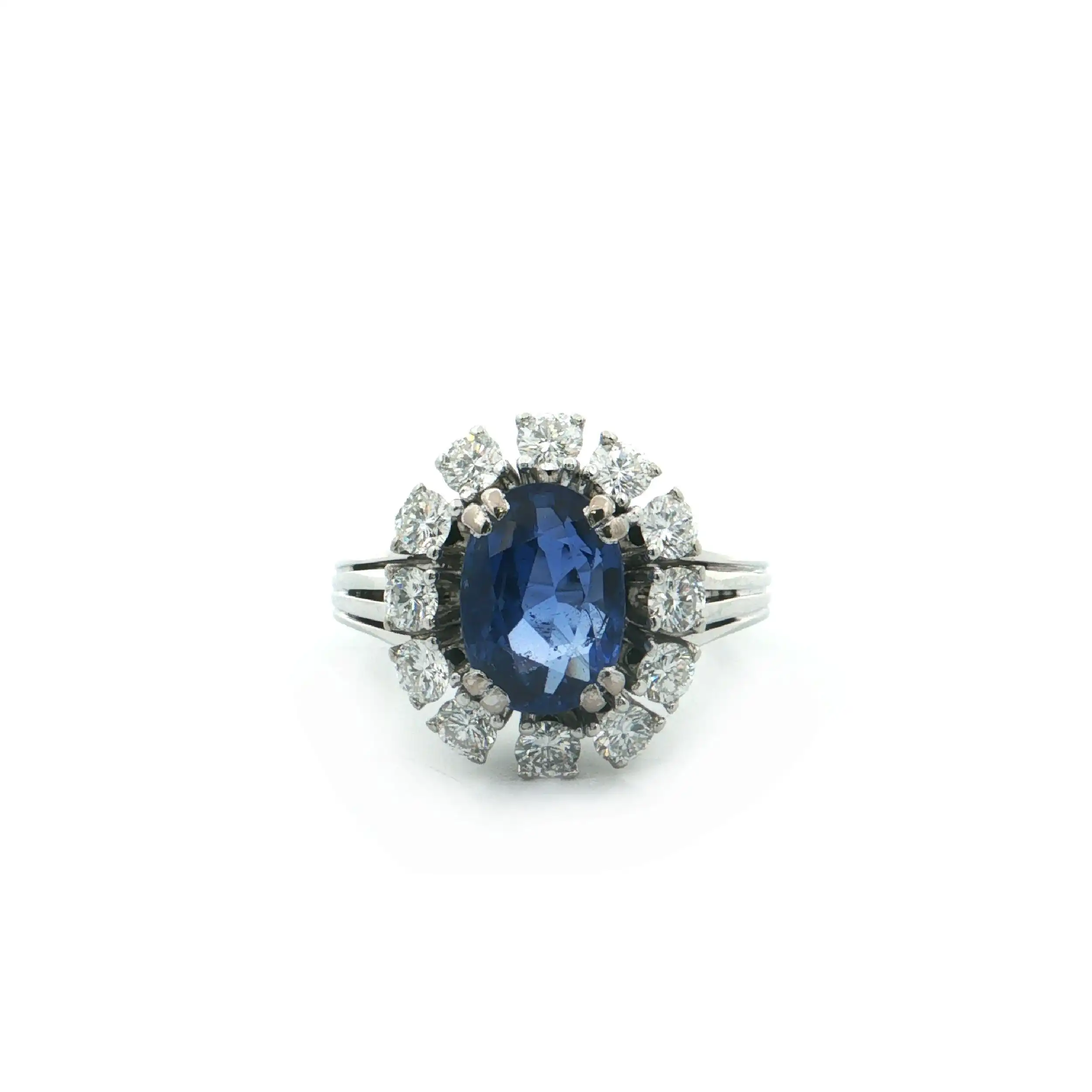 Ring Weißgold mit Saphir und Brillanten Ring Weißgold mit Saphir und Brillanten