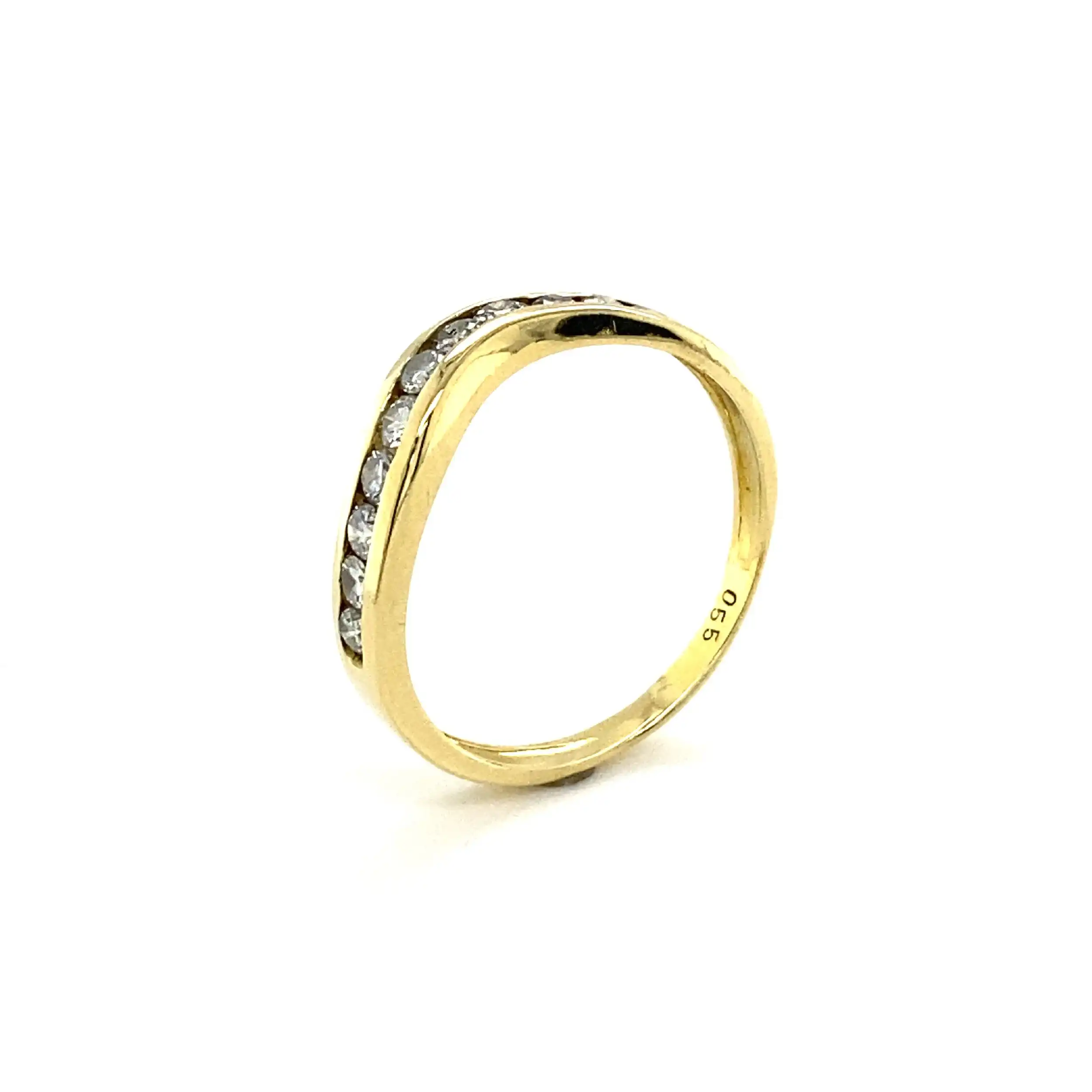 Ring Gelbgold mit Brillanten, graviert mit 0,55ct. Ring Gelbgold mit Brillanten, graviert mit 0,55ct.