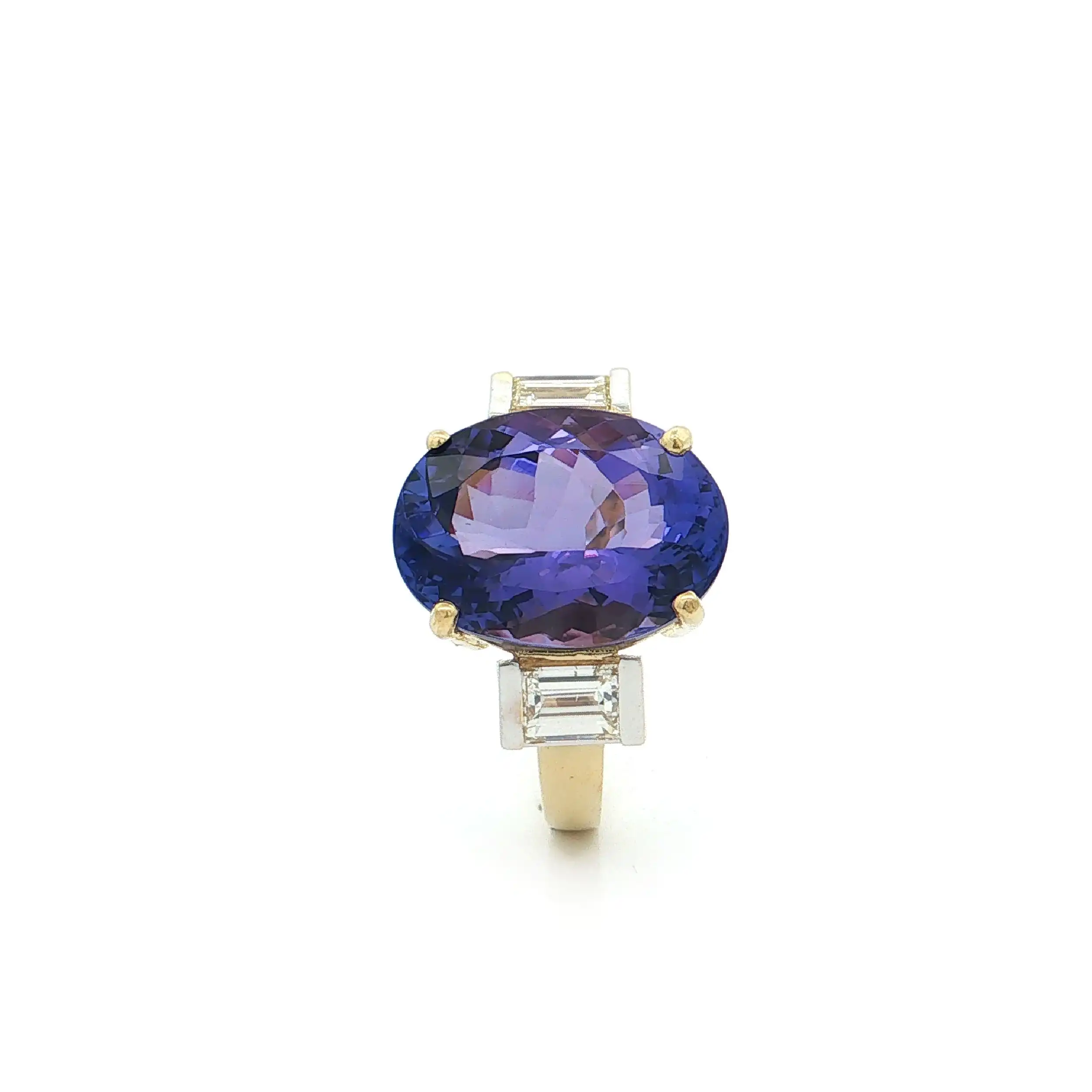 Ring Bicolor mit Tansanit und Baguette Diamanten mit Expertise von DSEF Ring Bicolor mit Tansanit und Baguette Diamanten mit Expertise von DSEF