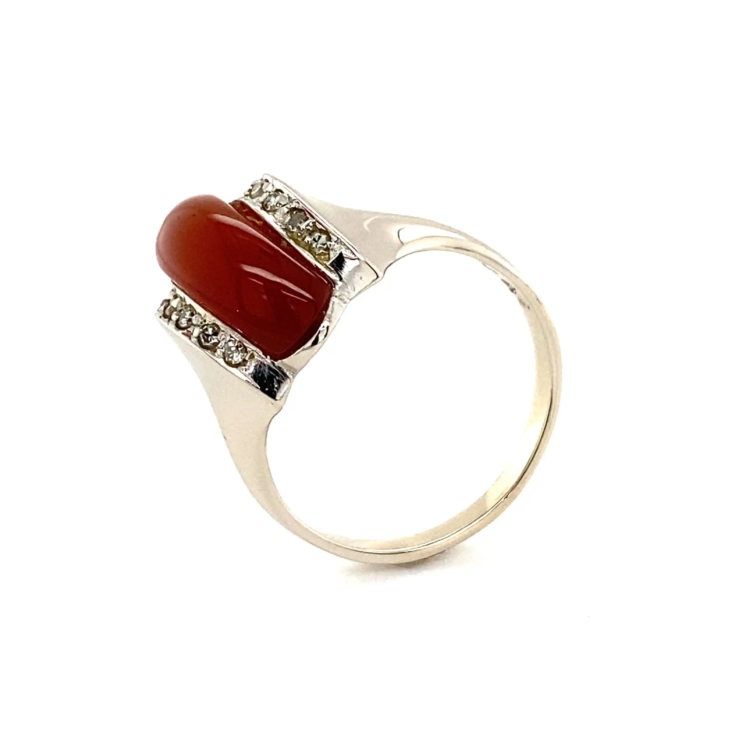 Ring Weißgold mit Karneol & Diamanten, graviert mit 0,14ct. Ring Weißgold mit Karneol & Diamanten, graviert mit 0,14ct.