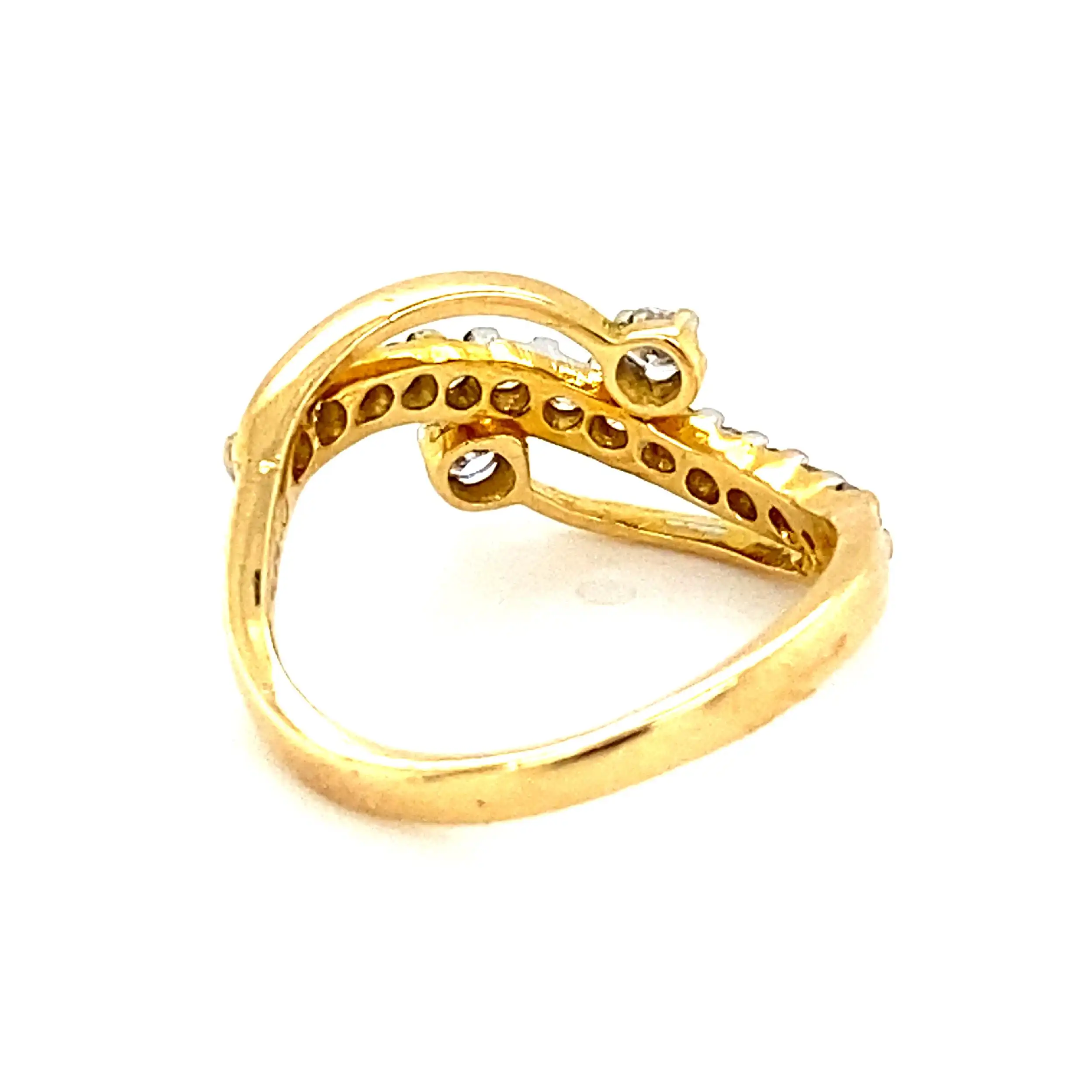 Ring Gelbgold mit Brillanten, garviert mit 0,75ct Ring Gelbgold mit Brillanten, garviert mit 0,75ct