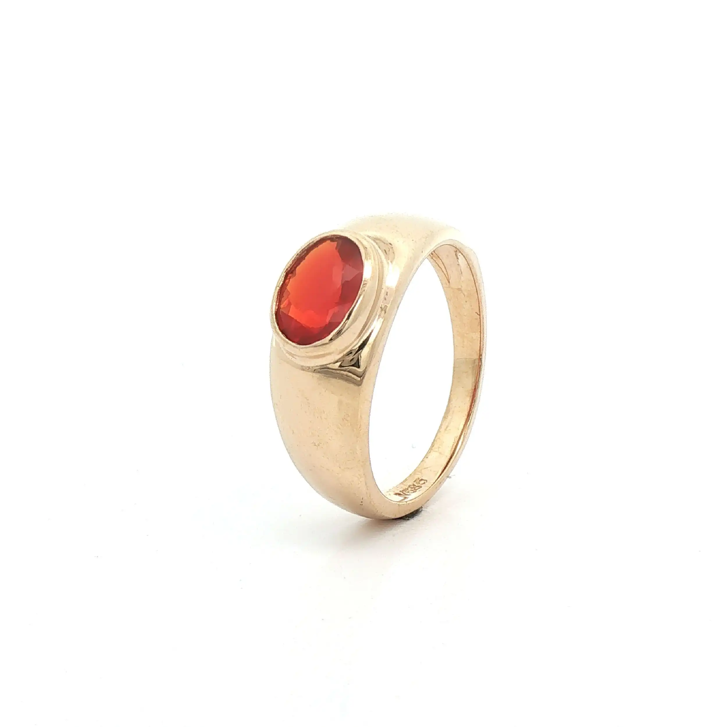 Ring Gelbgold mit Farbstein