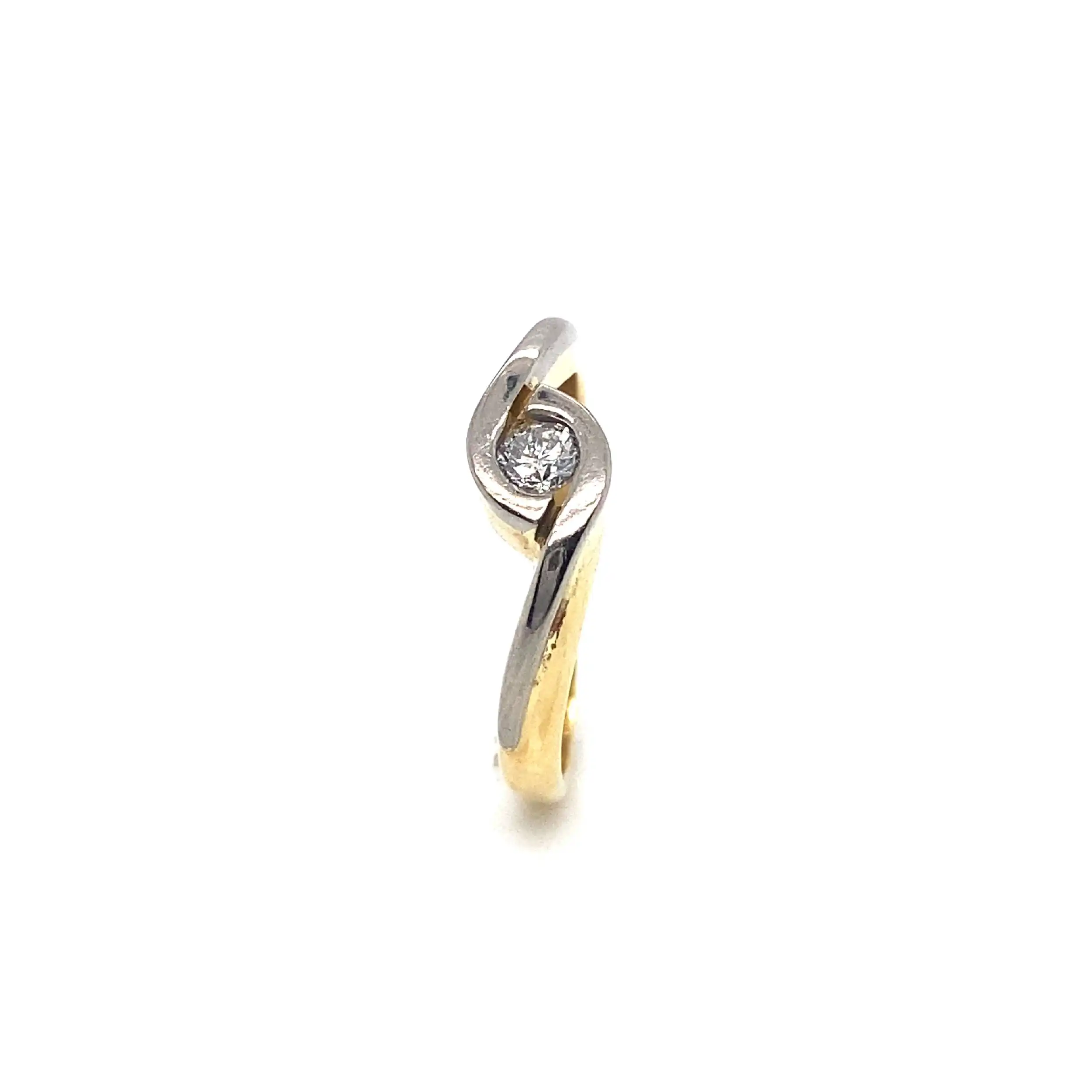 Ring Bicolor, graviert mit 0,20ct. Ring Bicolor, graviert mit 0,20ct.