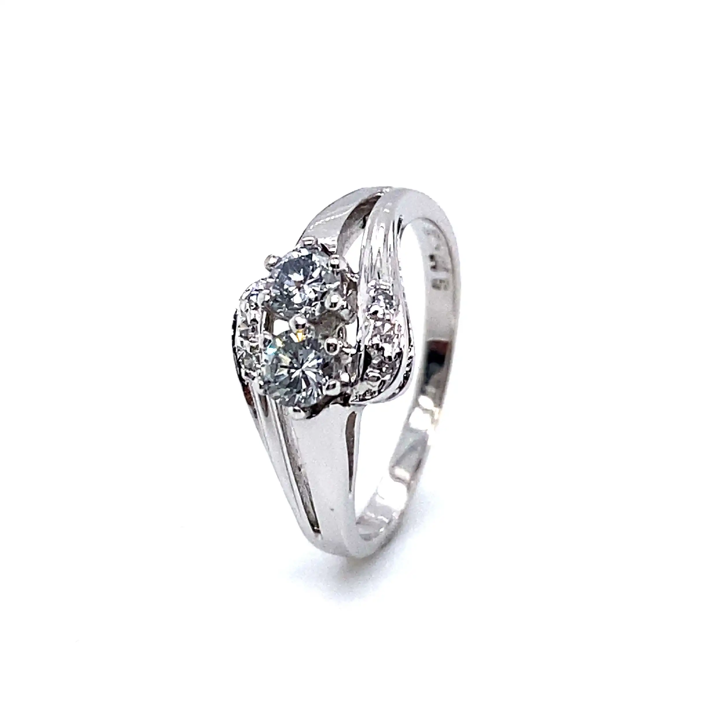 Ring Weißgold mit Brillanten und Diamanten Ring Weißgold mit Brillanten und Diamanten