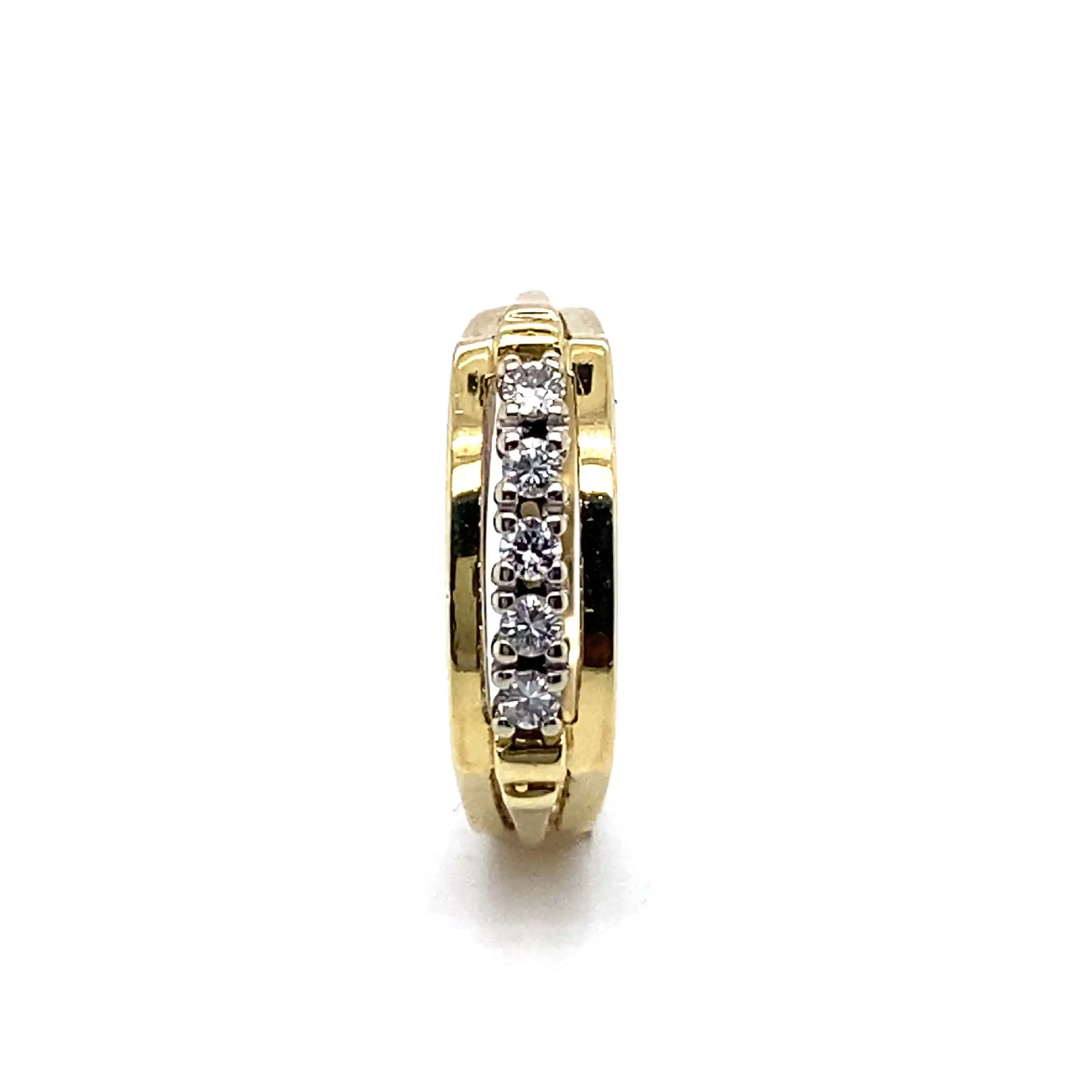 Ring Gelbgold mit Brillanten, graviert mit 0,18ct Ring Gelbgold mit Brillanten, graviert mit 0,18ct