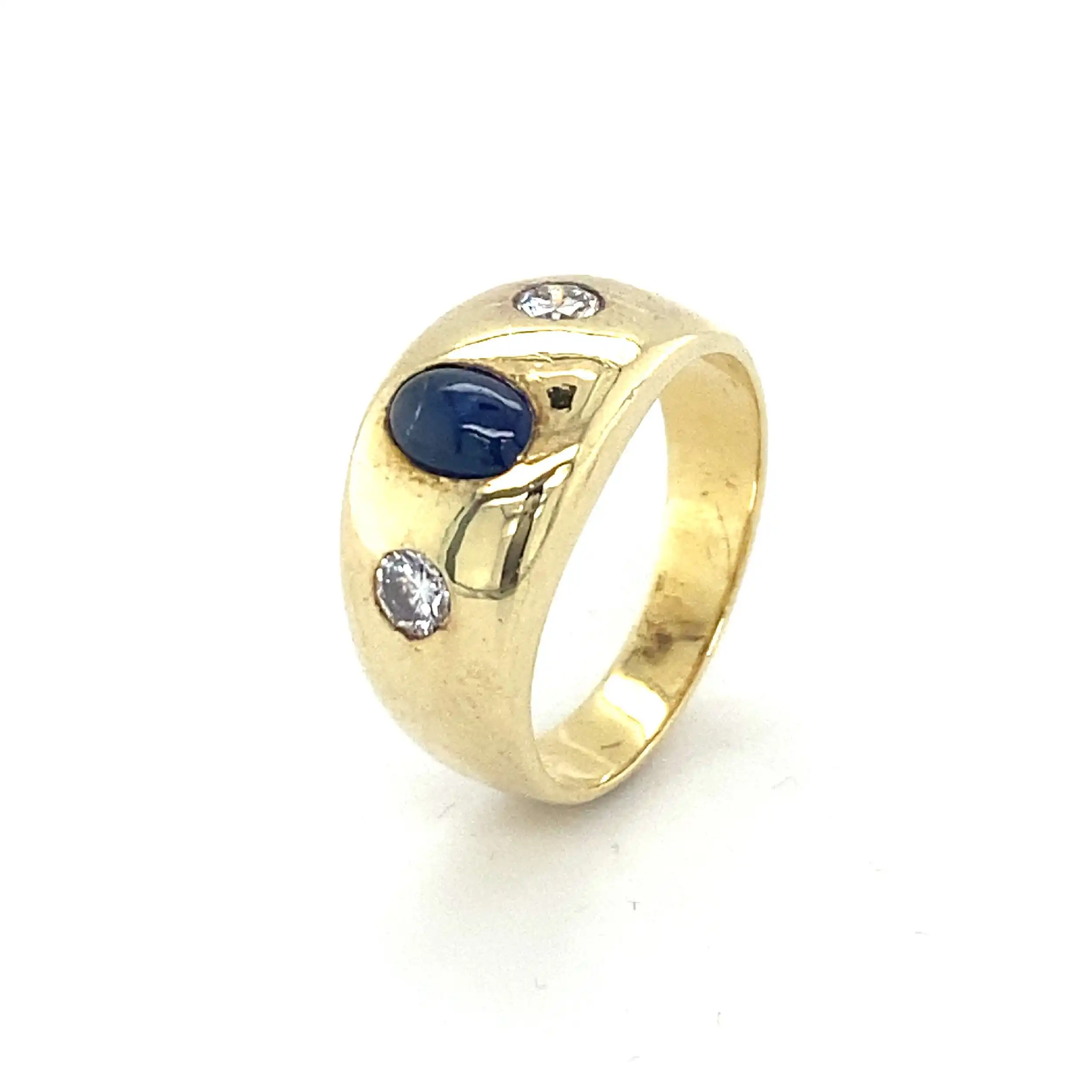 Bandring mit Saphircabochon und Brillanten Bandring mit Saphircabochon und Brillanten