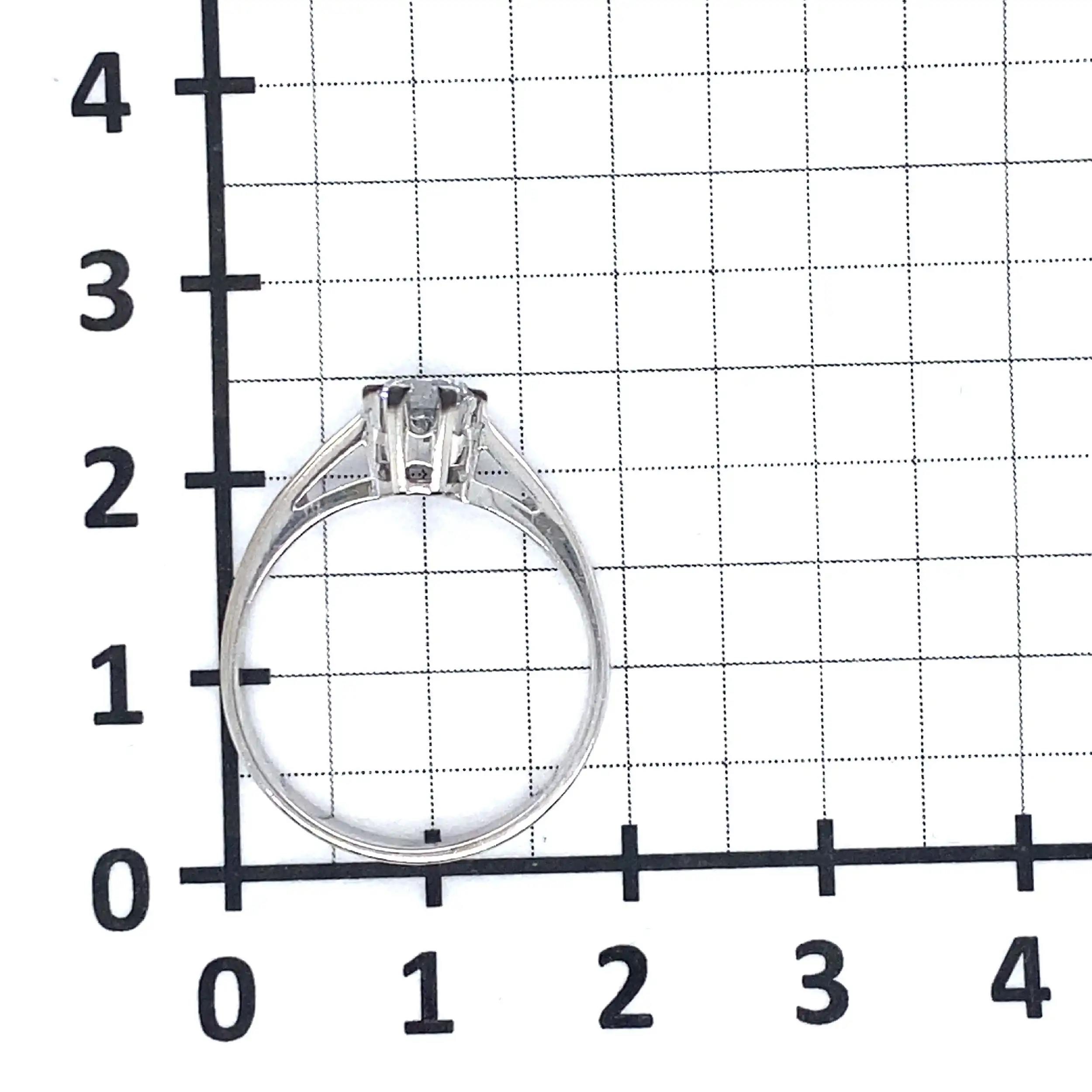 Ring Weißgold mit Brillant, graviert mit 0,40ct Ring Weißgold mit Brillant, graviert mit 0,40ct