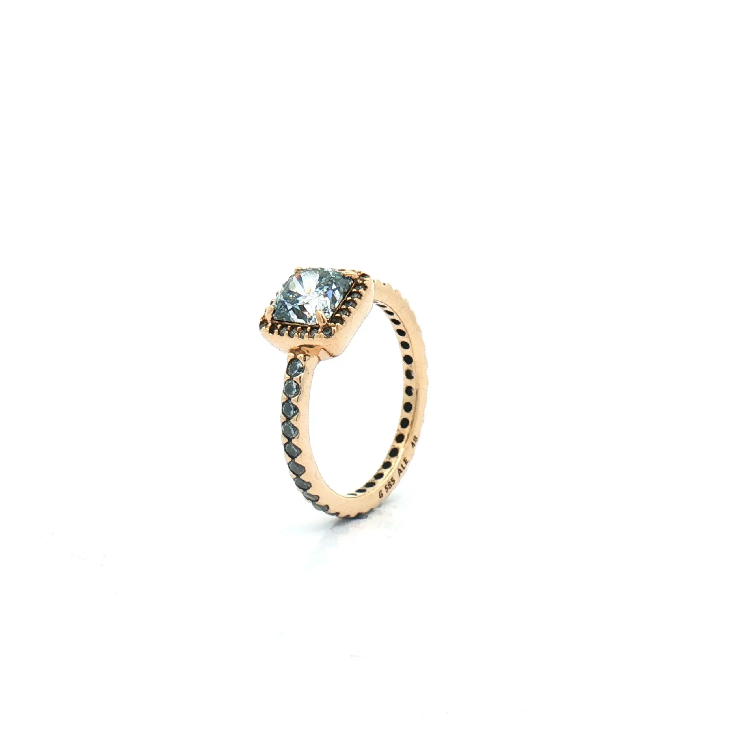 Ring Gelbgold mit Zirkonia Pandora Ring Gelbgold mit Zirkonia Pandora