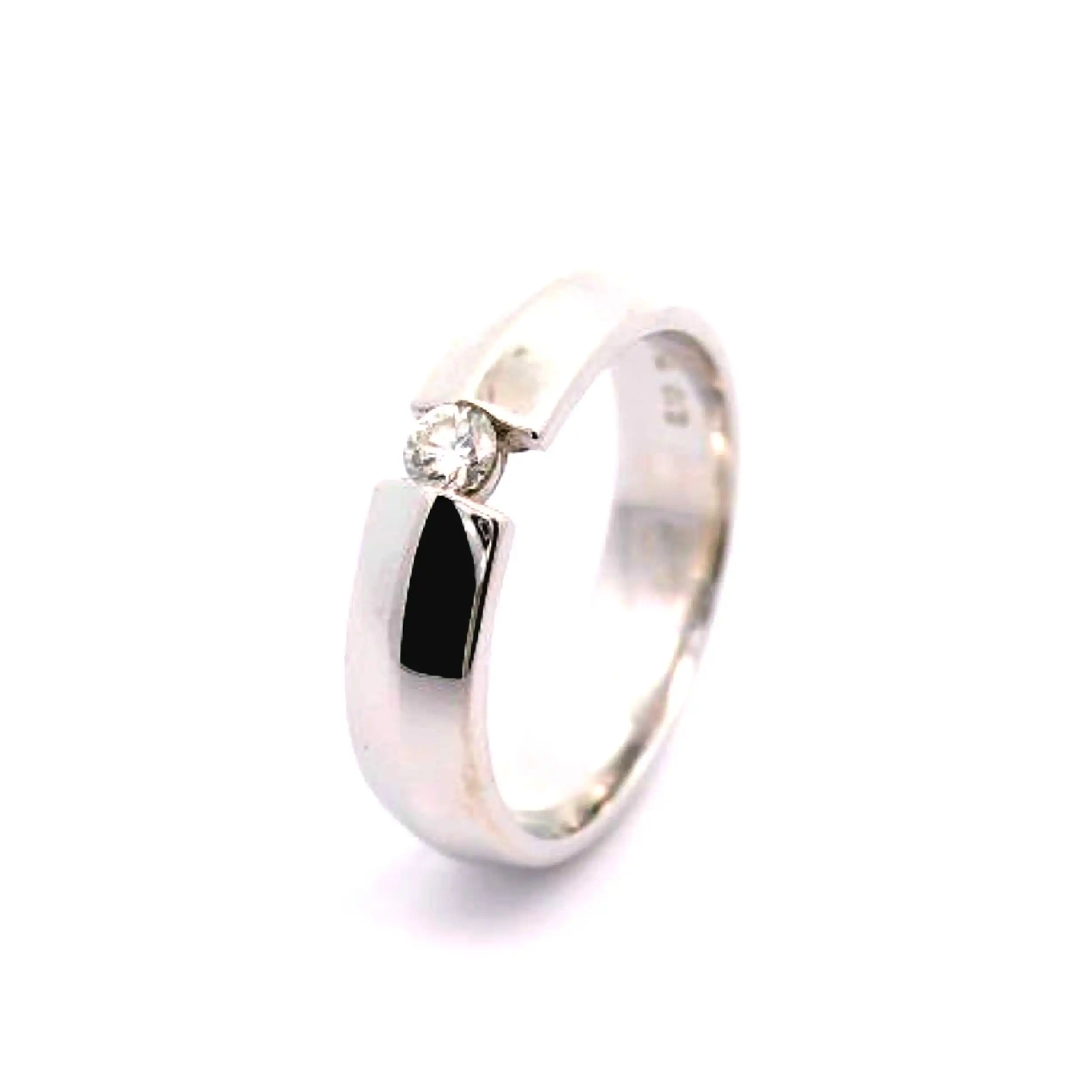 Ring Weißgold mit Brillant Ring Weißgold mit Brillant