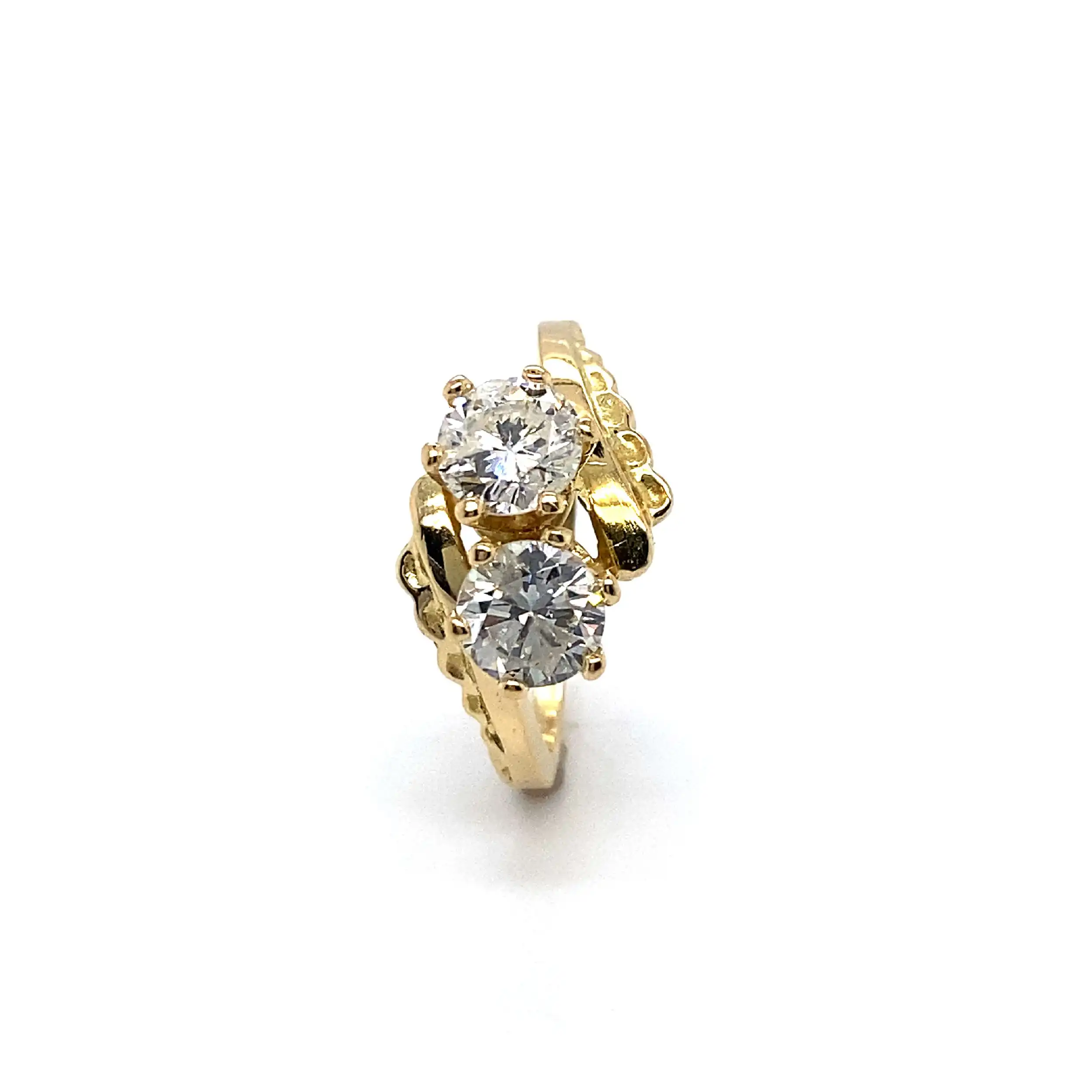 Ring Gelbold mit 2 Brillanten Ring Gelbold mit 2 Brillanten