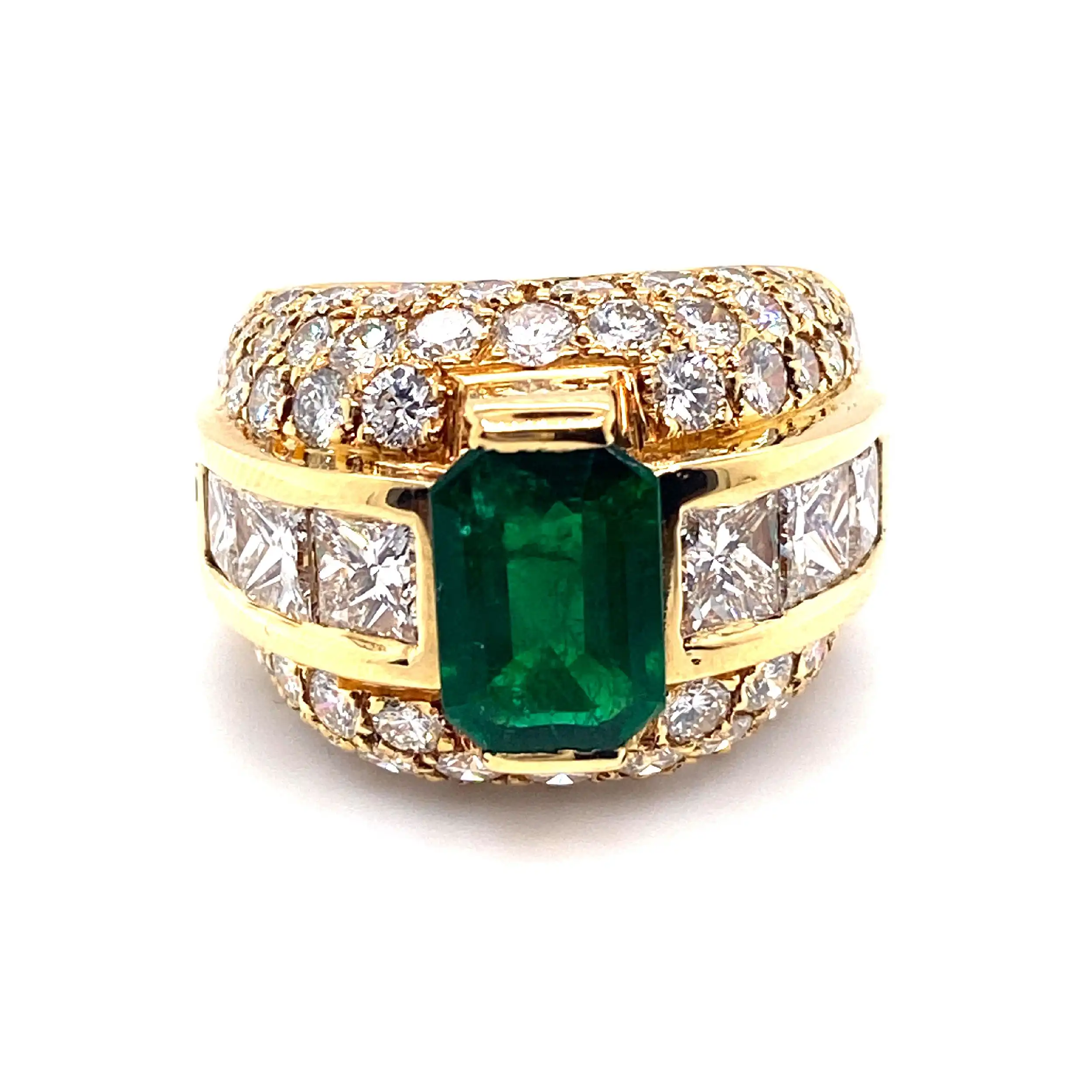 Ring mit kolumbianischem-Smaragd ca. 1,9 ct Brillanten Melee 3,82ct, mit Expertise von EPL Ring mit kolumbianischem-Smaragd ca. 1,9 ct Brillanten Melee 3,82ct, mit Expertise von EPL