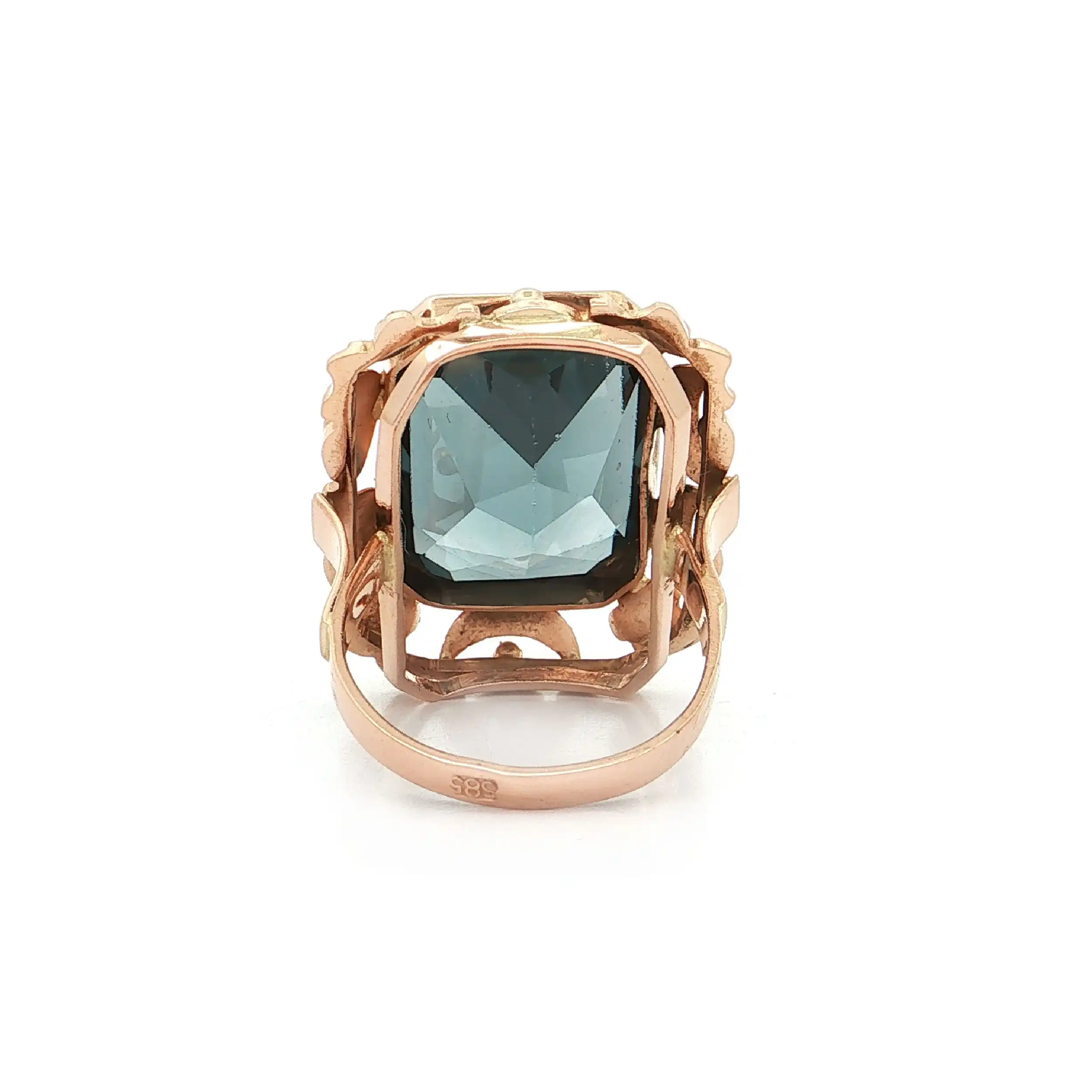 Ring Gelbgold mit synthetischem Spinell