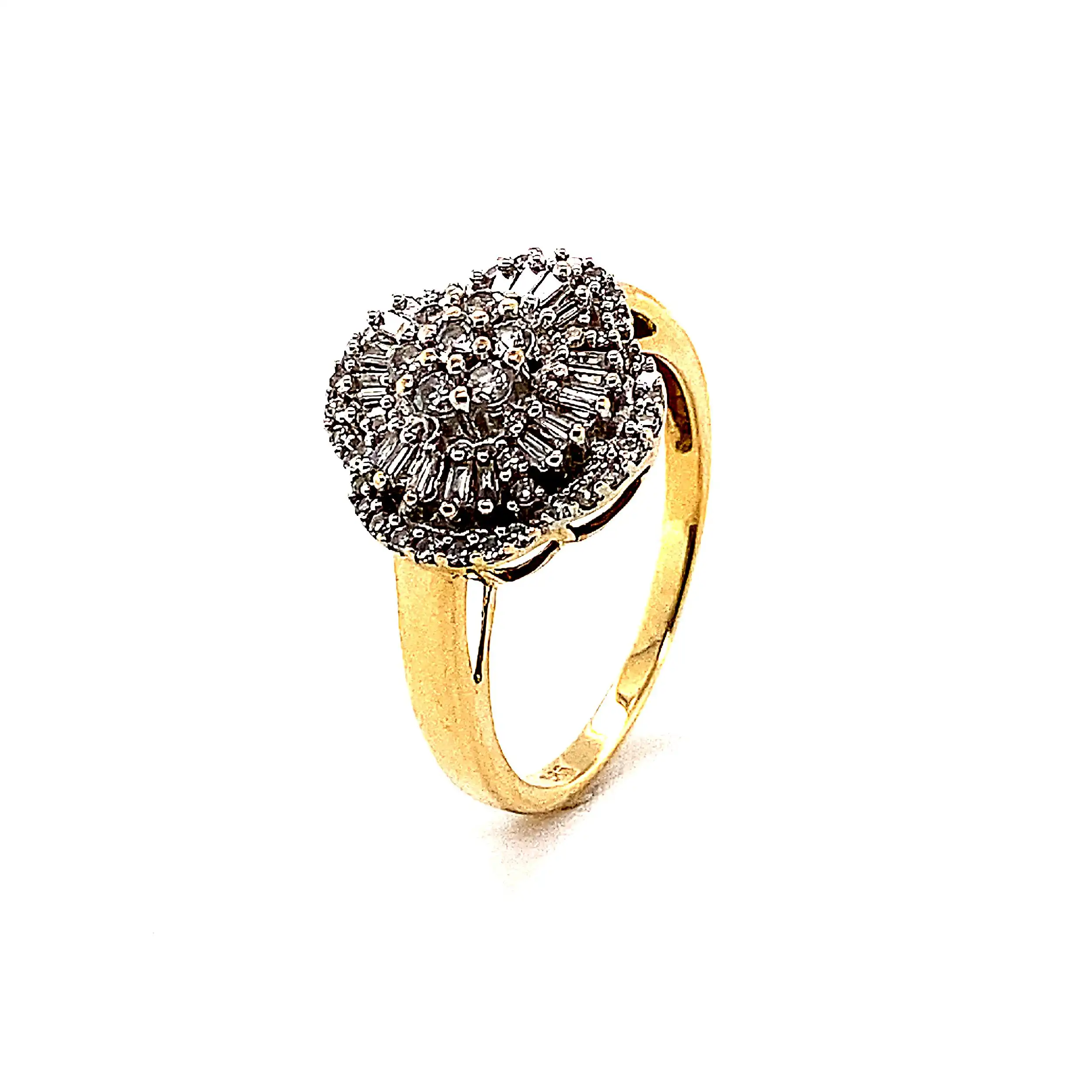 Ring Bicolor mit Brillanten und Diamanten Ring Bicolor mit Brillanten und Diamanten