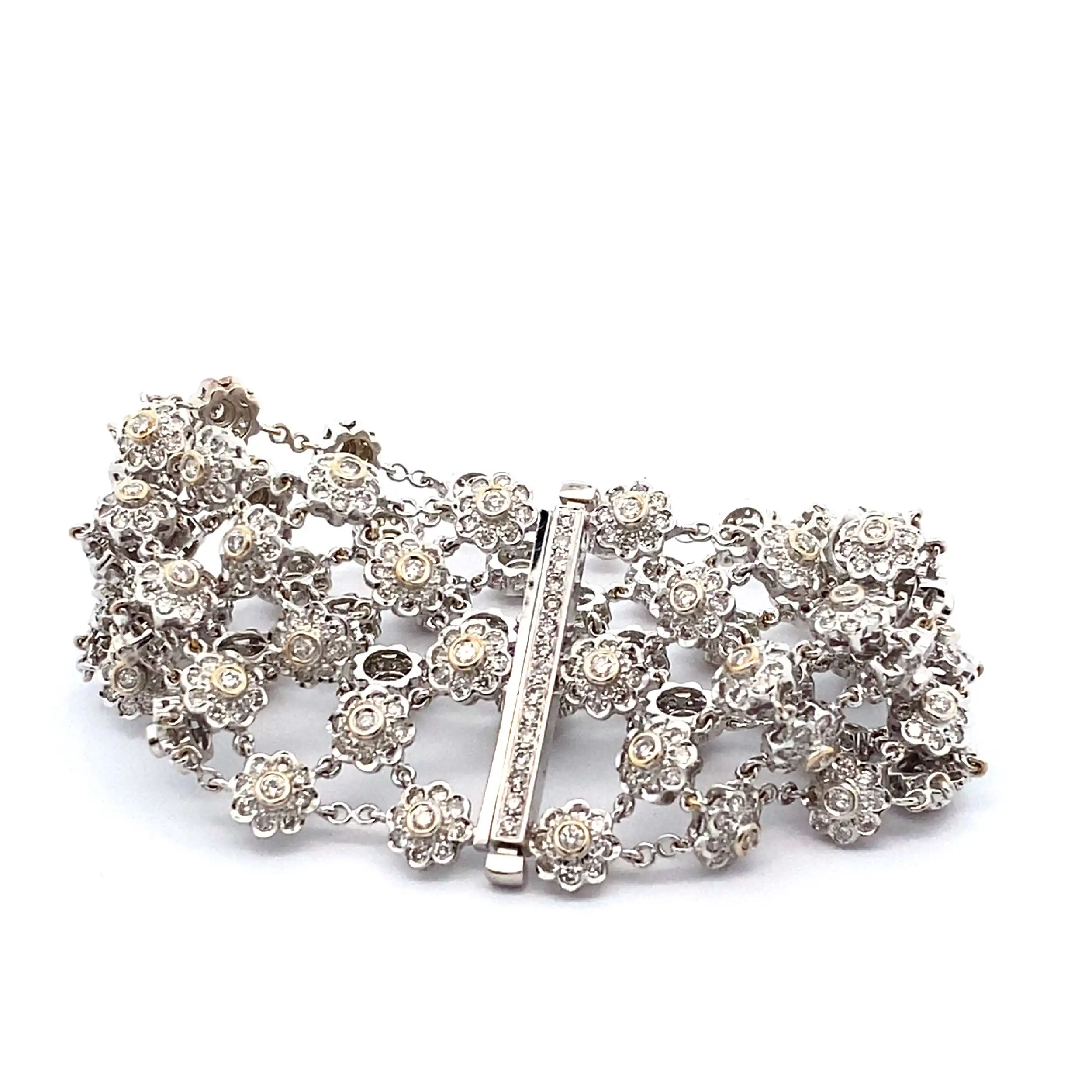 Armband Weißgold mit Brillanten, graviert mit 4,26ct