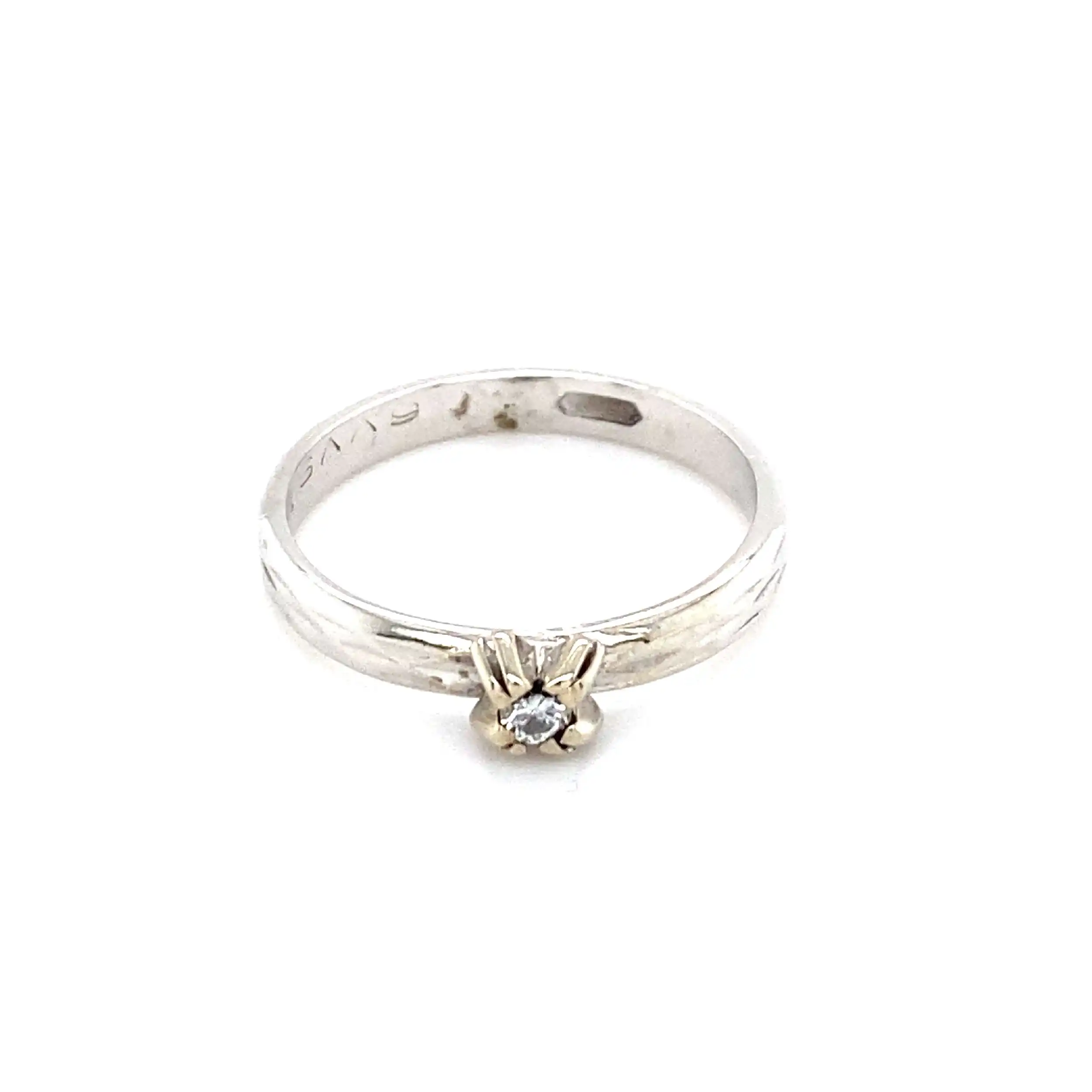 Ring Weißgold mit Brillant, graviert mit 0,06ct