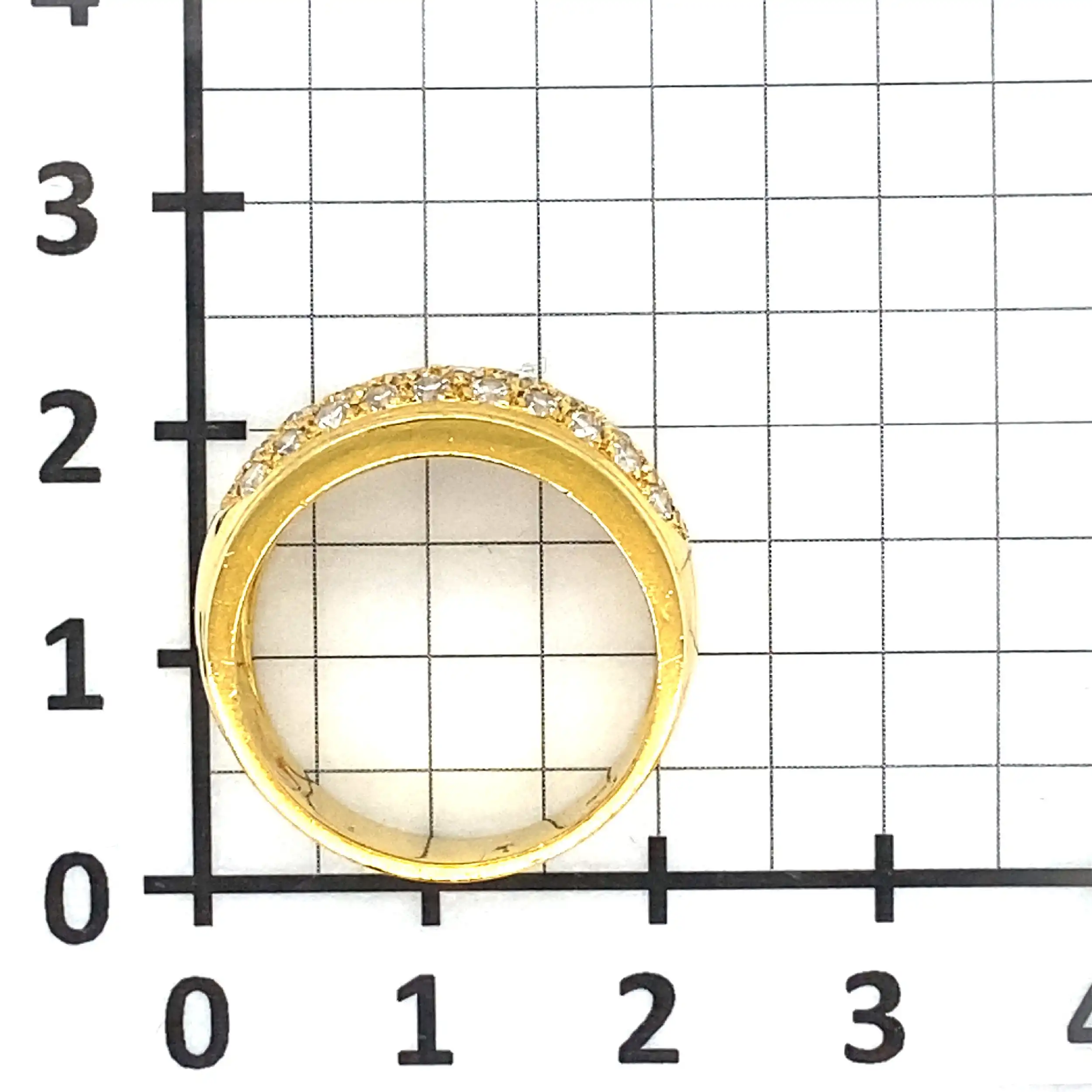 Ring Gelbgold mit Brillanten in Pavé-Fassung Ring Gelbgold mit Brillanten in Pavé-Fassung
