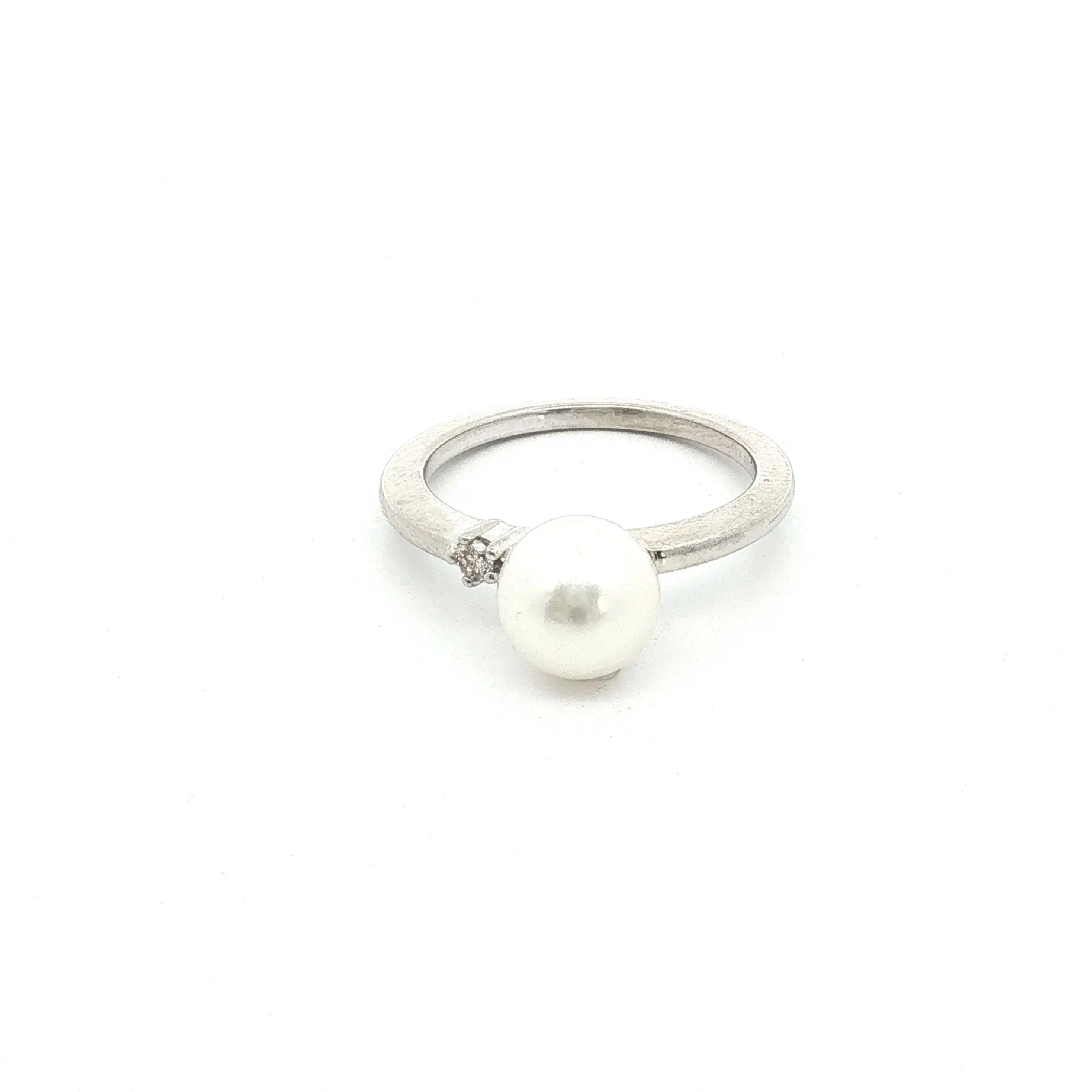 Ring Weißgold mit Perle und Brillant Ring Weißgold mit Perle und Brillant