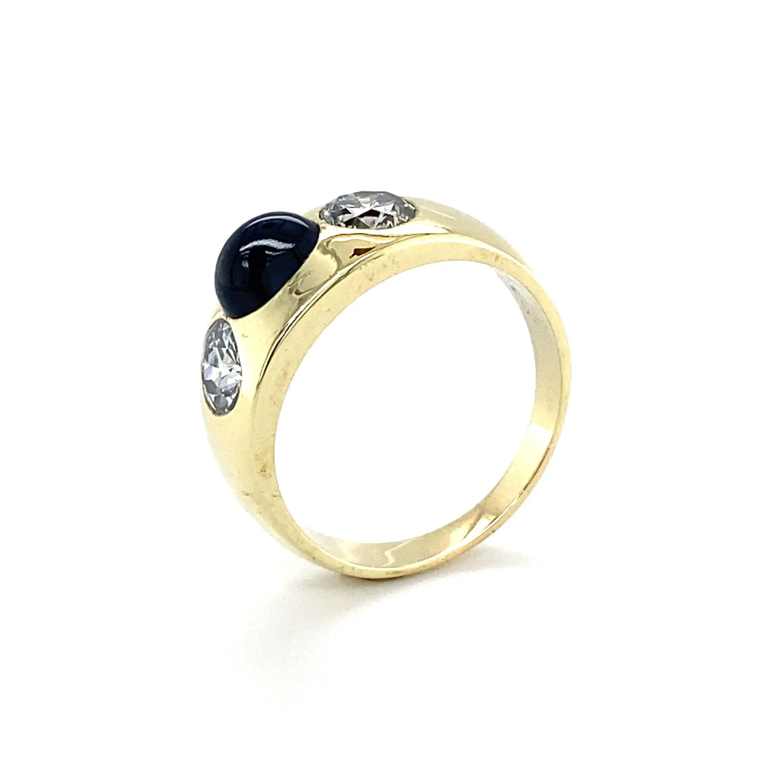 Ring Gelbgold mit Saphir Cabochon & Brillanten