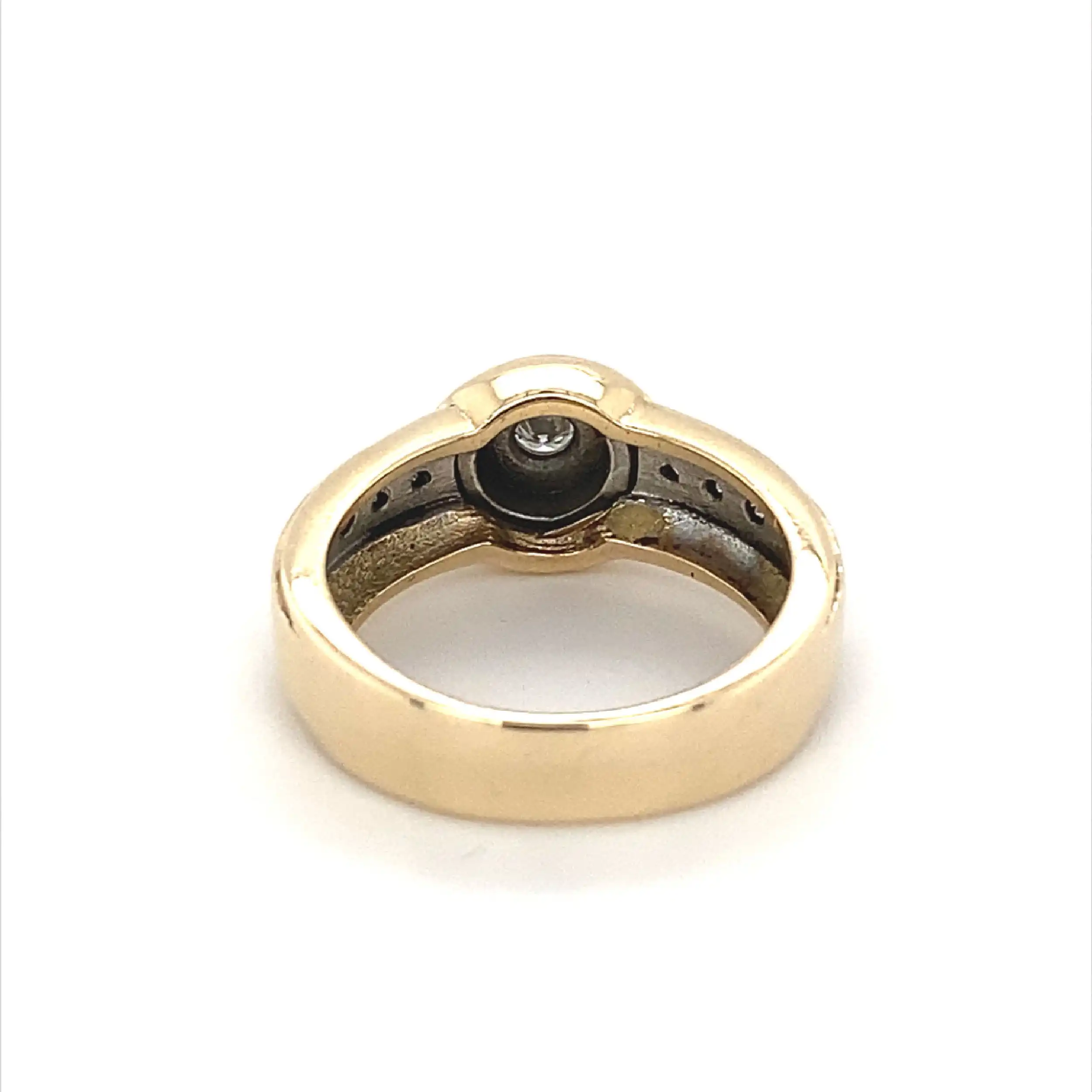 Ring Bicolor mit Brillanten Ring Bicolor mit Brillanten